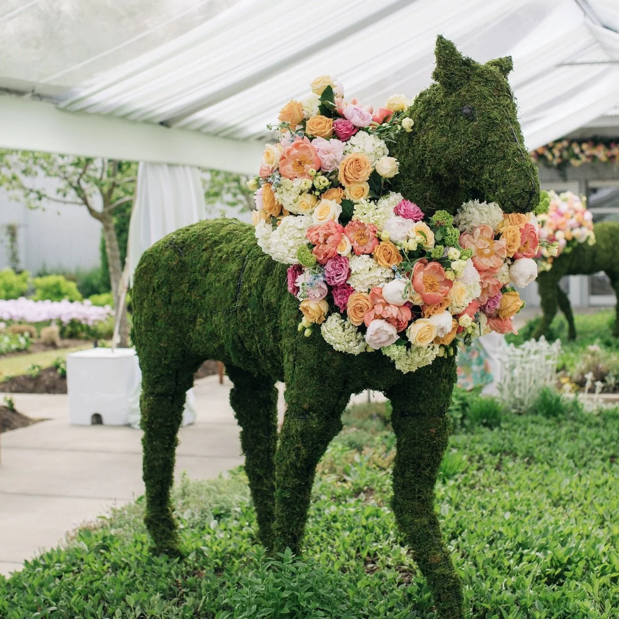 Moss Horse Statue 2.jpeg