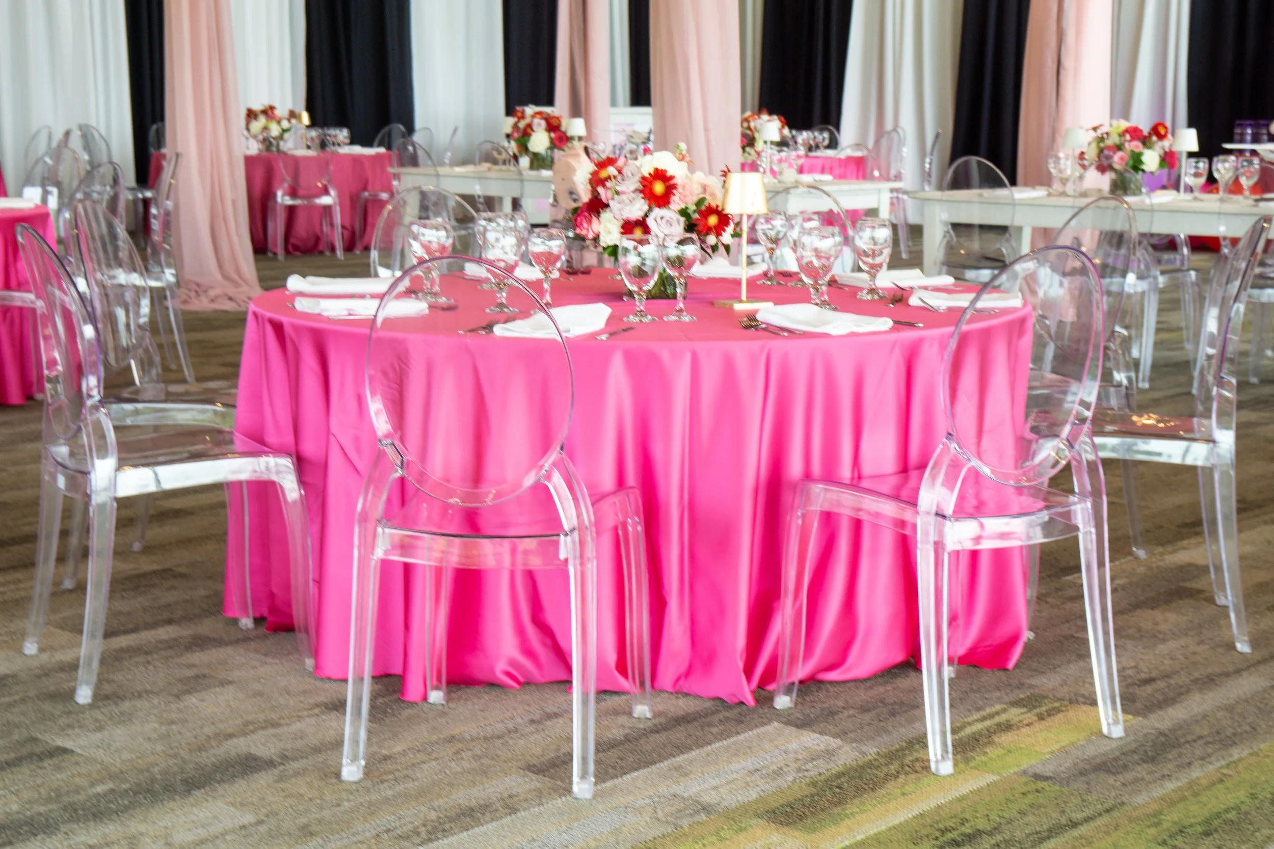 Lamour Garden Fuchsia Linen 3.jpeg