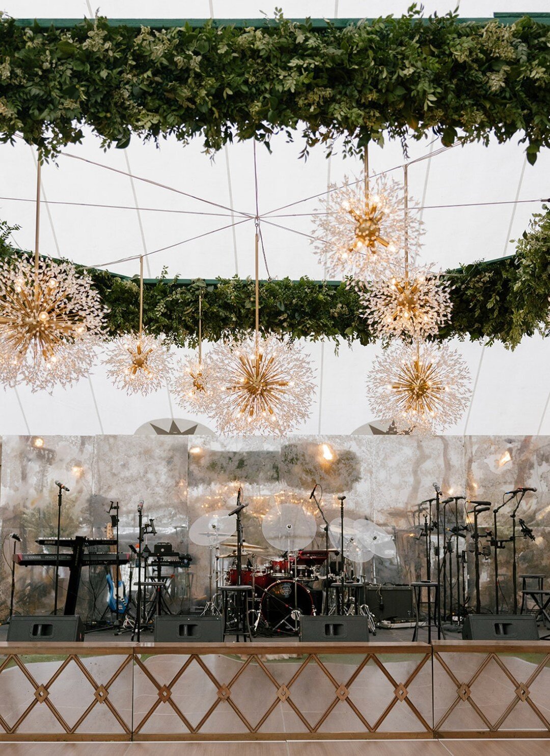 Stage is set to center around a moment of enlightenment 
📸: Julia Wade Photography 
.
.
.
.
.
Ellis Event Design Blossom Bay Yeamans Hall Club #whitedoorevent #whitedoorevents #fallevent #nashvillewedding #charelstonevent #eventrentals #eventdecor #