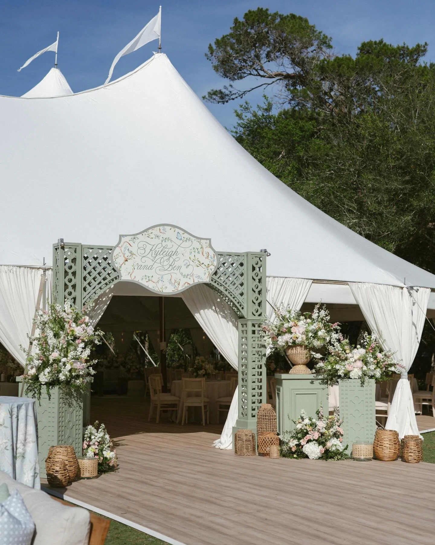 April 18, 2026 | Watercolor, FL

From custom entryway columns to cozy lounge areas and curated outdoor furnishings, each layer of the design worked in harmony to transform the sailcloth tent into a refined, elevated coastal retreat.

Each piece in ou
