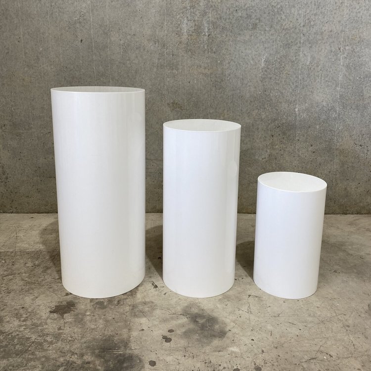 White Round Pedestal