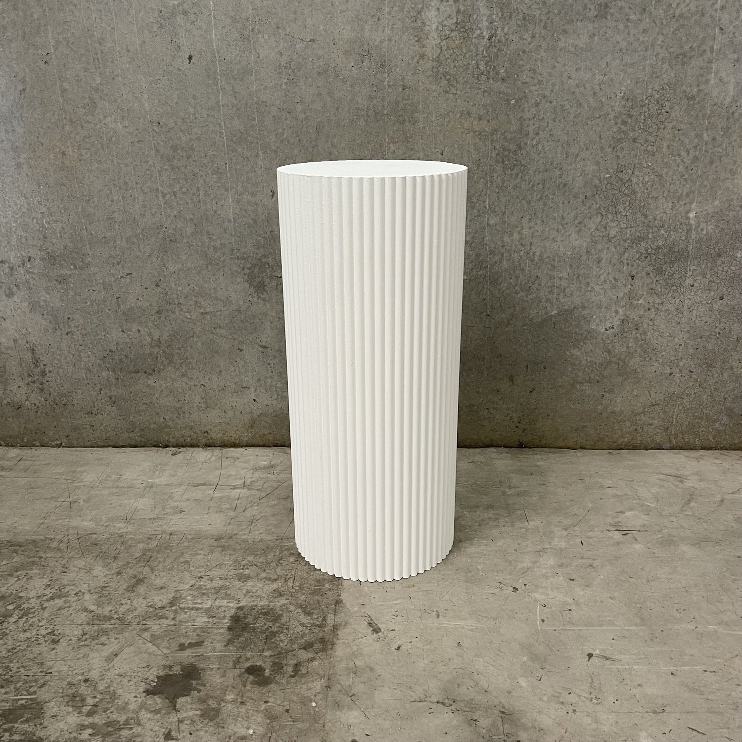 White Ripple Pedestal