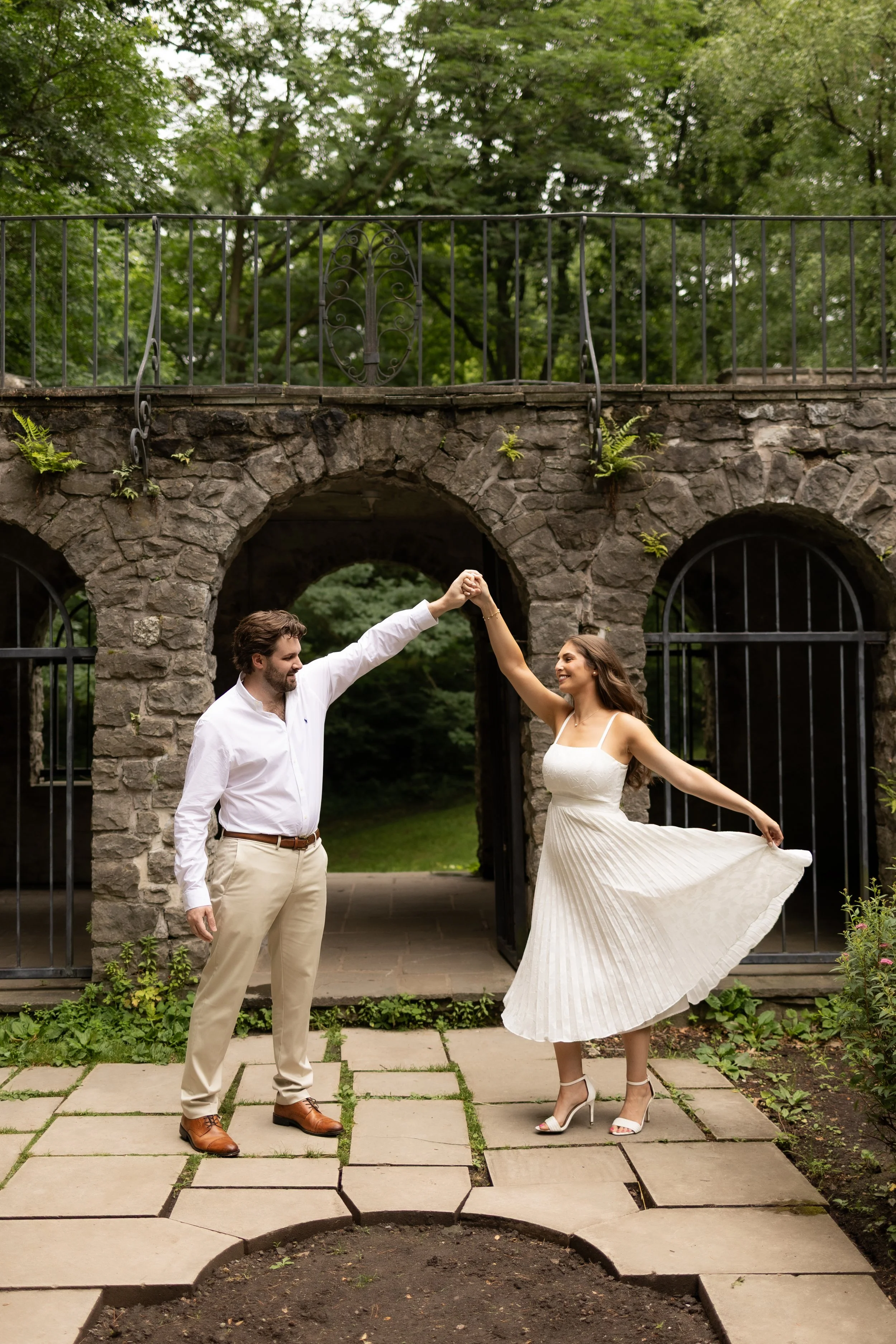 Taylor and Larry-23.jpg