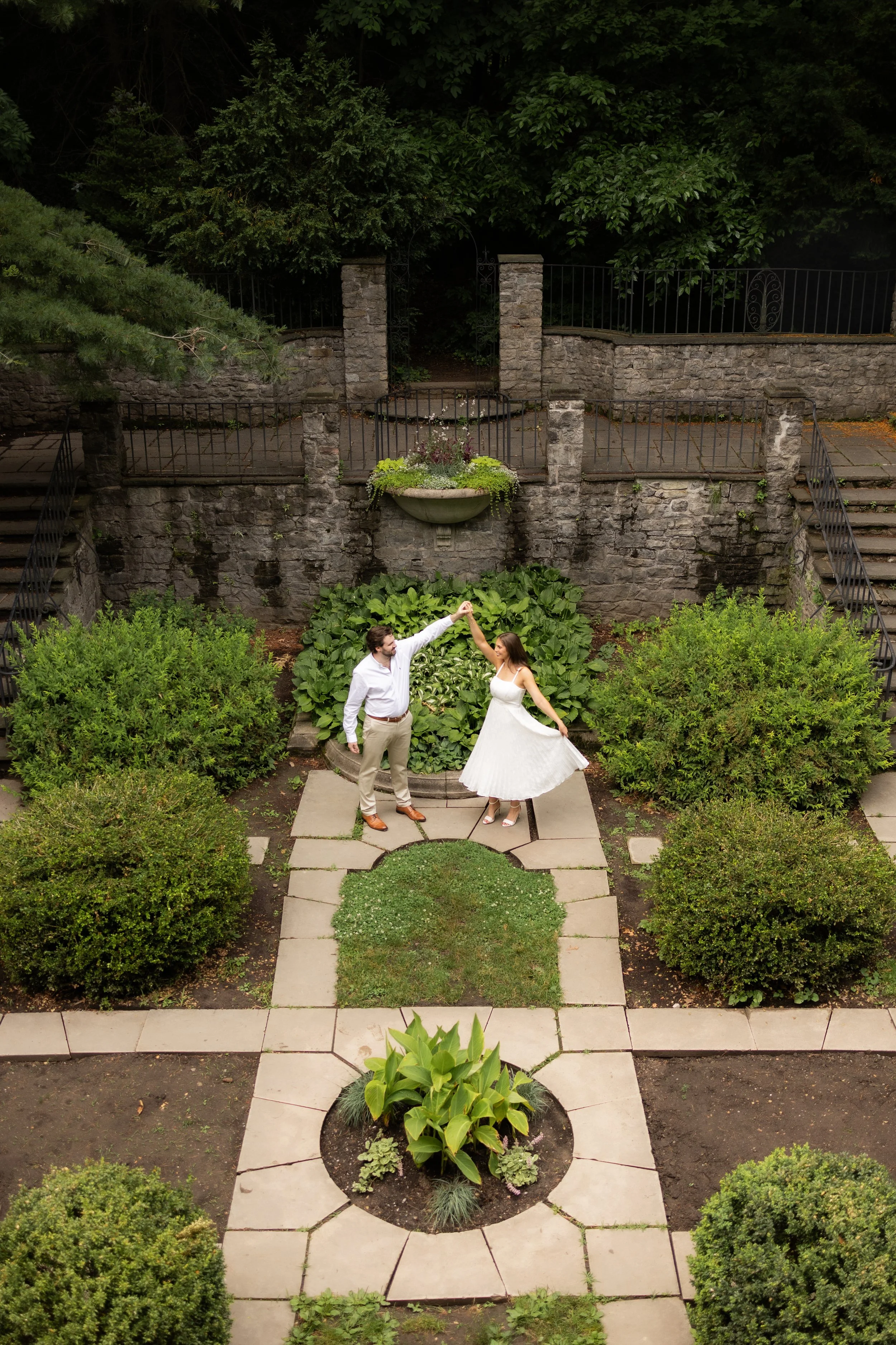 Taylor and Larry-43.jpg