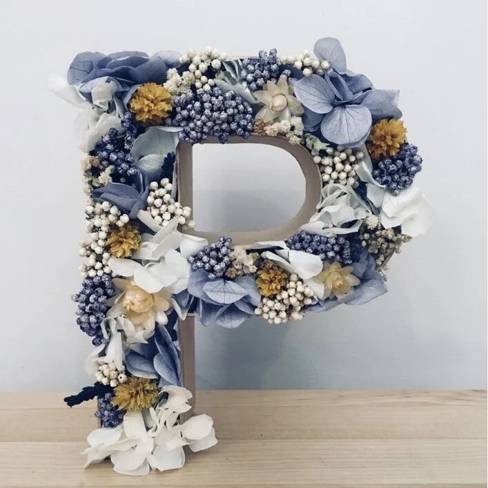 letras de flores preservadas