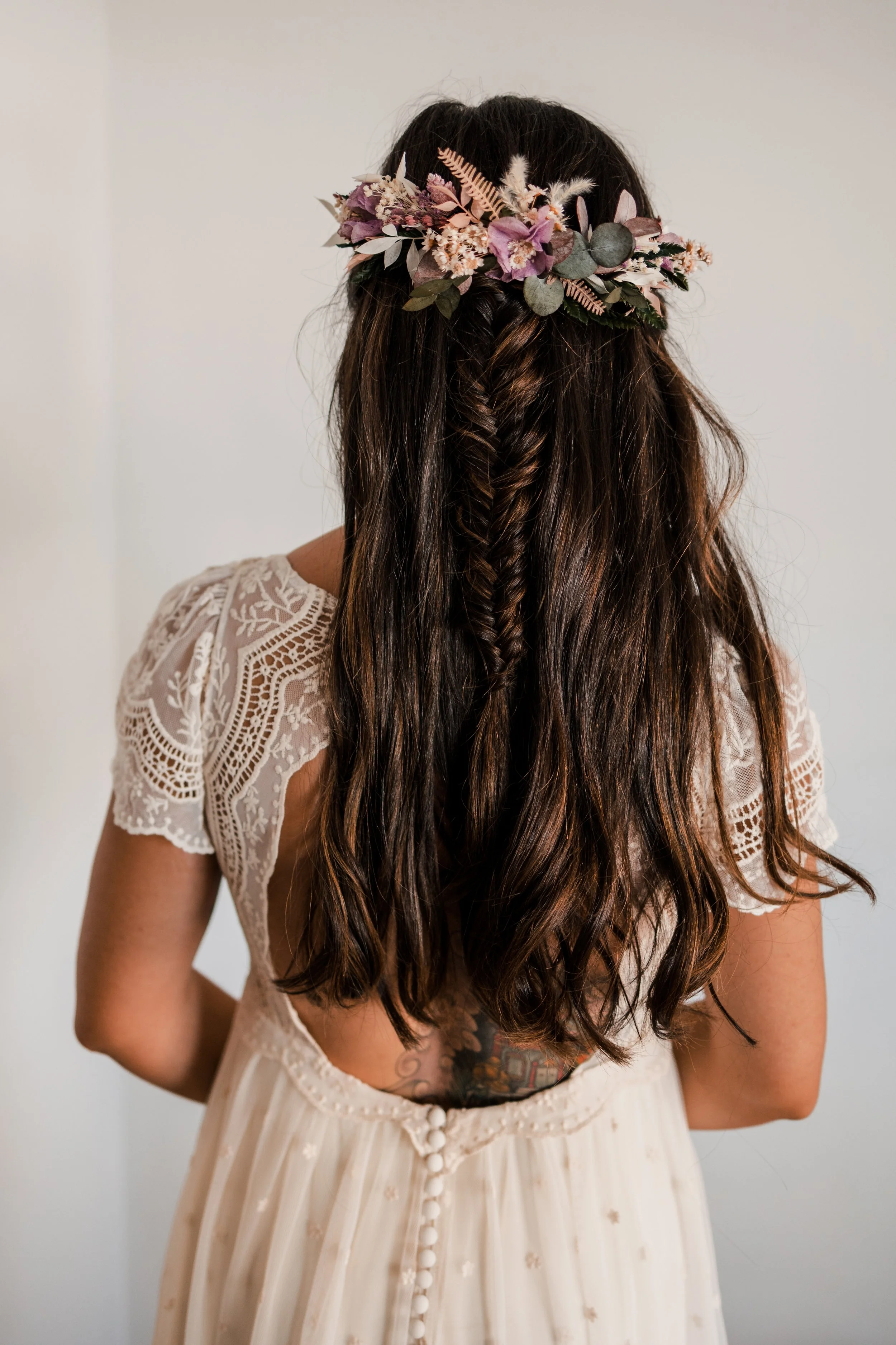 Semi corona de flores preservadas