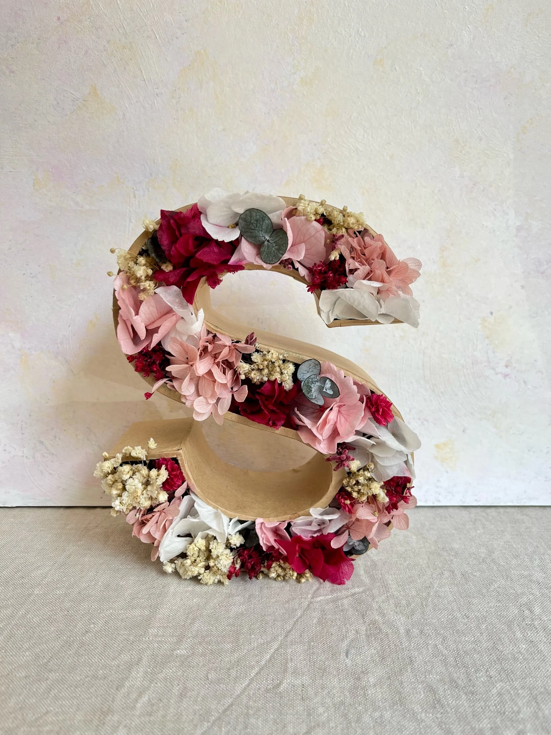 letras de flores preservadas para regalar