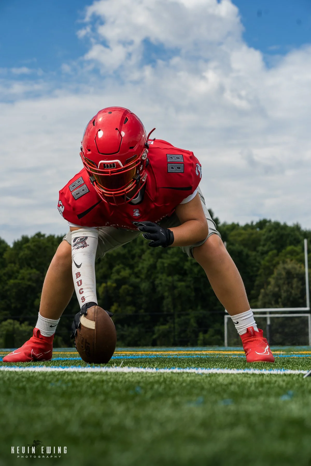 Navigating Team Photos: Organizing and Posing Strategies