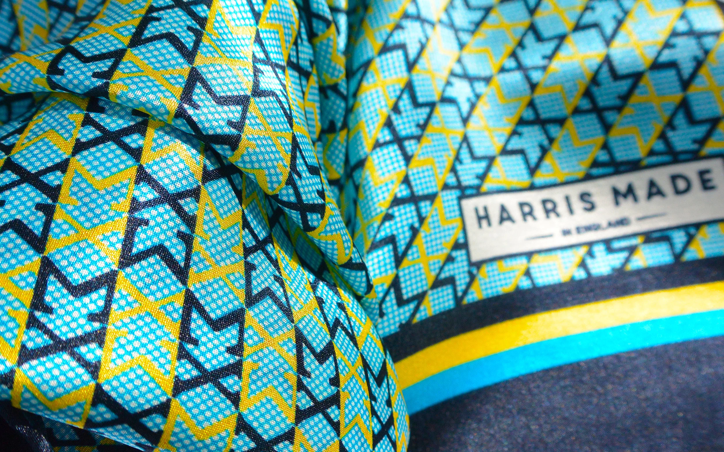 hm_scarf.jpg