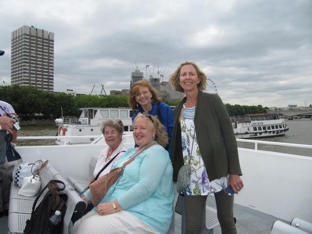 Seated: Meg Hemingway (l), Juliet Weenink-Griffiths (r); Standing: Gail Crane (l) &amp; Rhoda Metcalfe (r) on the Thames (photo: Gail Crane)