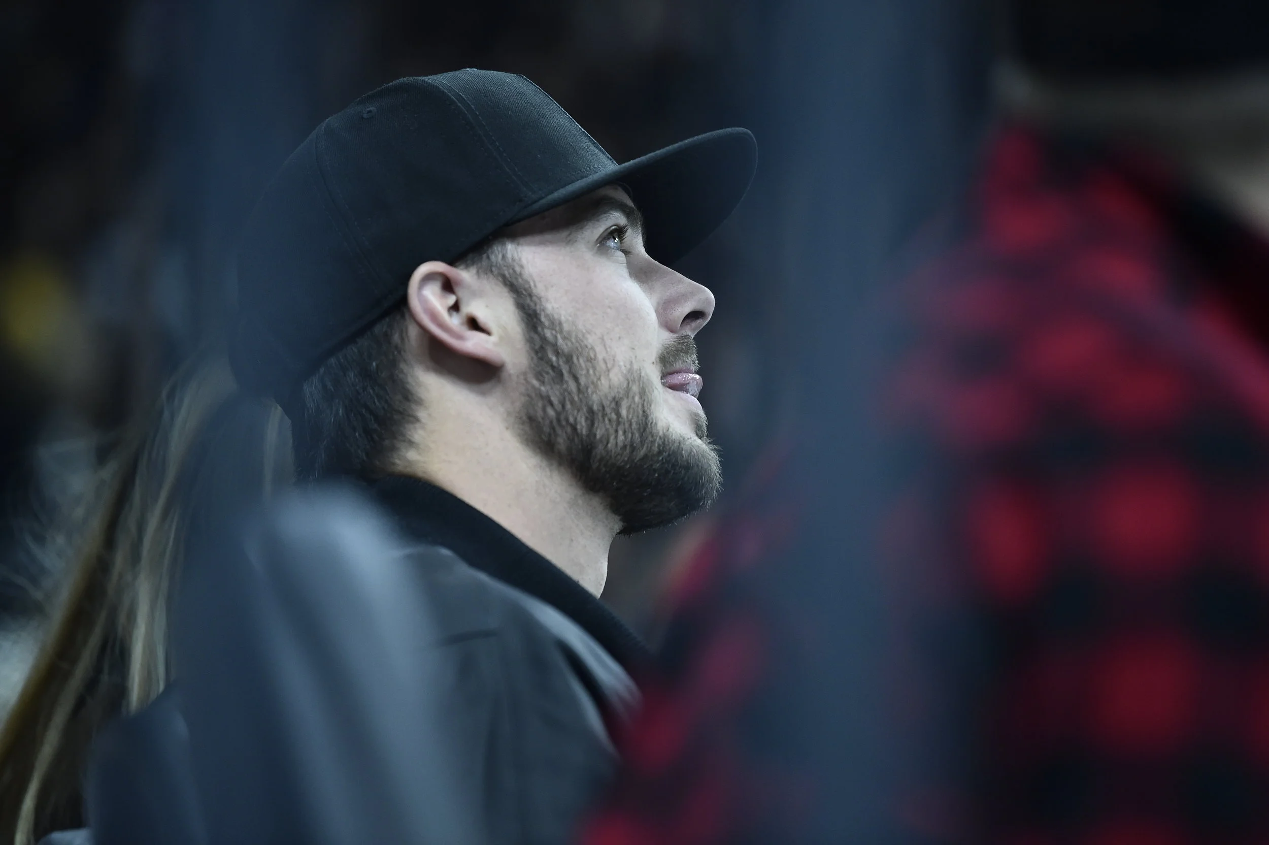 Kris Bryant Supports Hometown Team