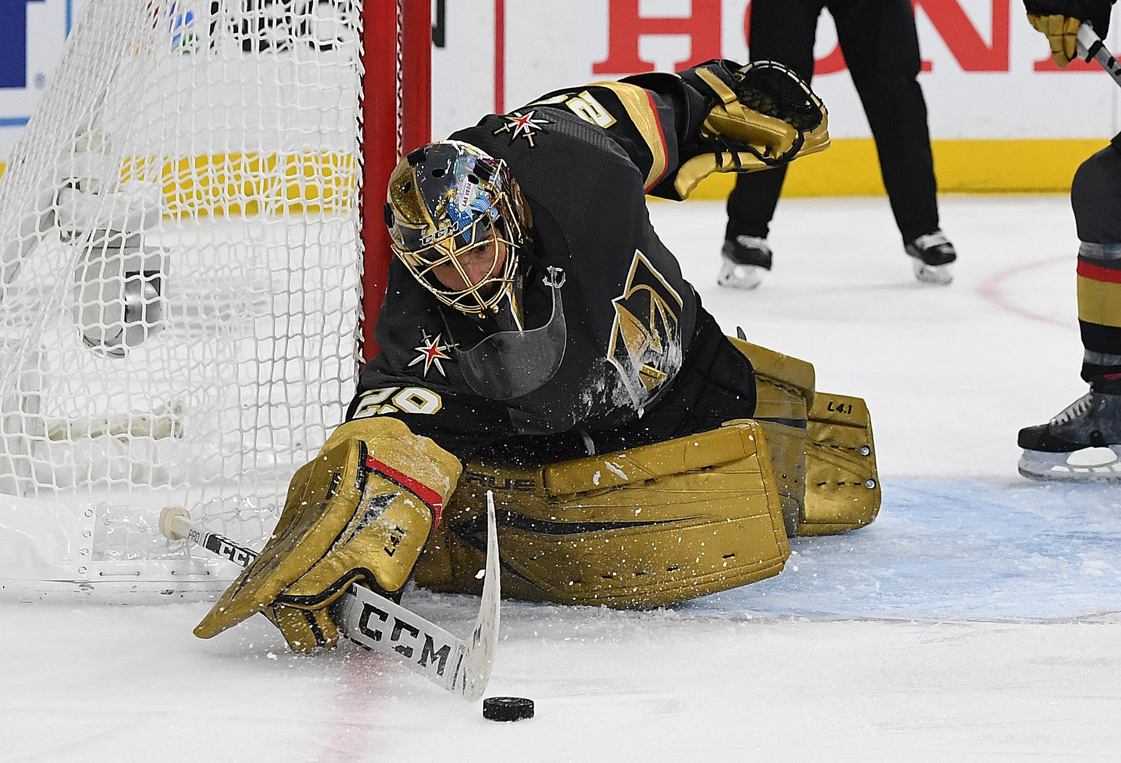 Team Effort in the Top 10 Saves of the Season