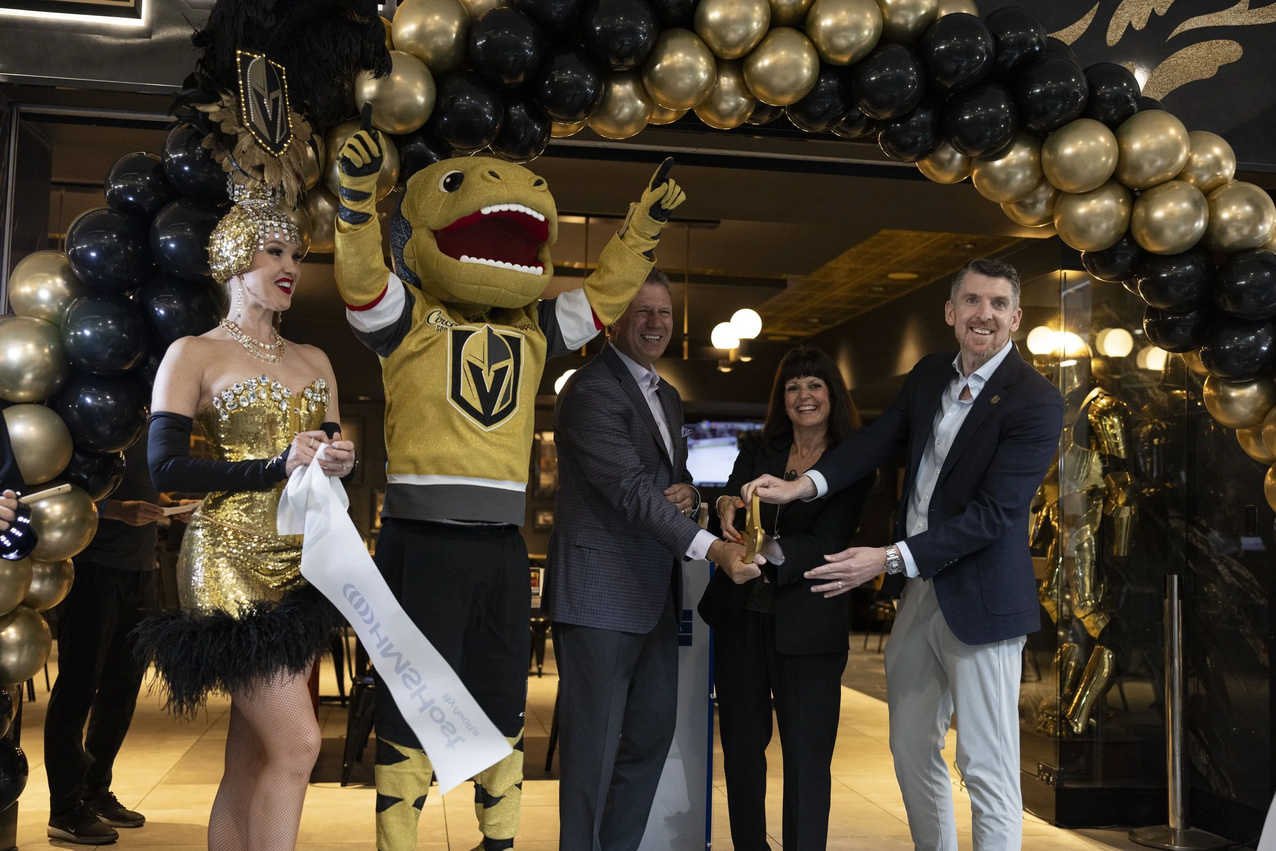 Vegas Born Bar &amp; Grill Grand Opening!