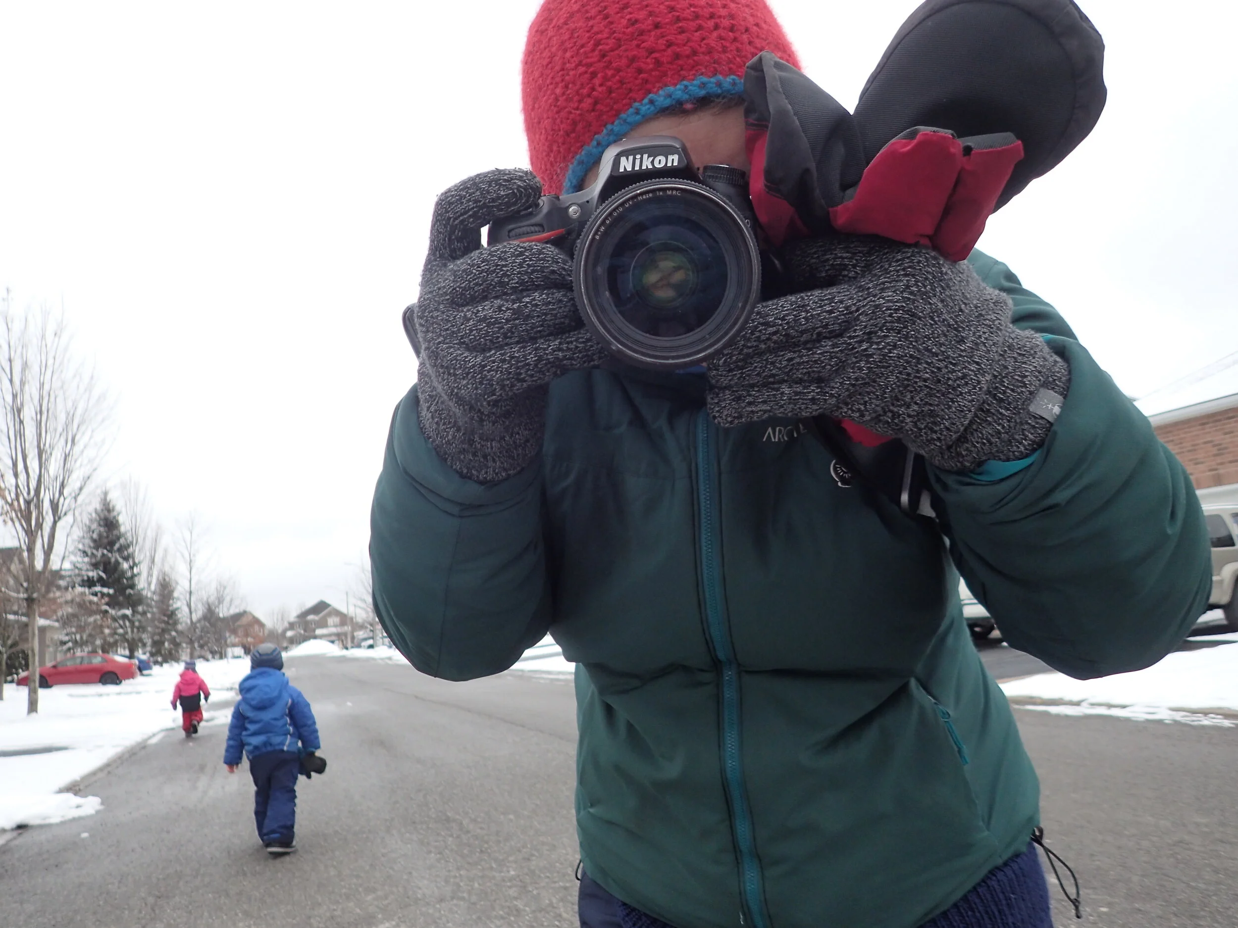 Job posting: Photographer +more