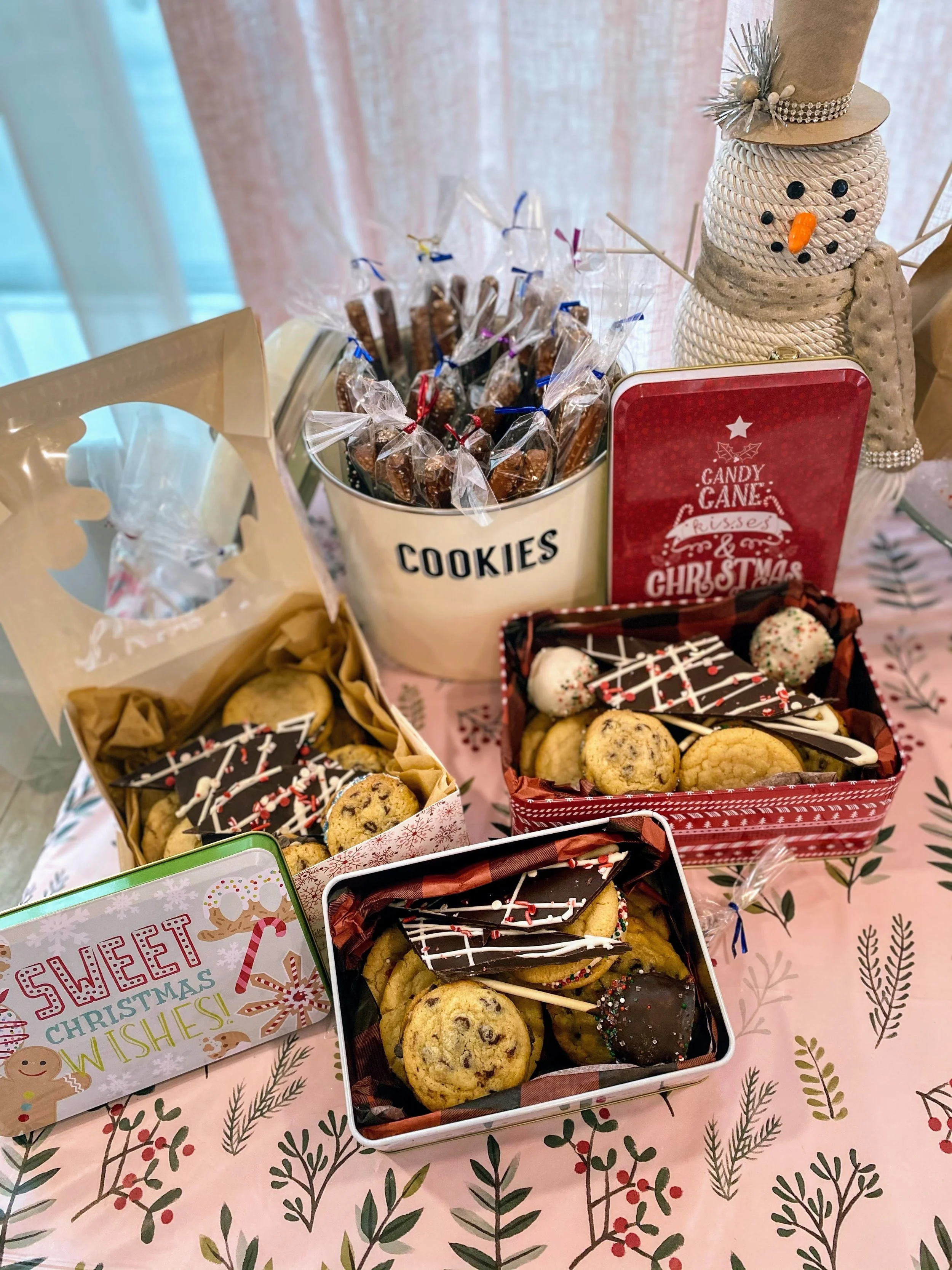 Cookie Tins and Peppermint Bark