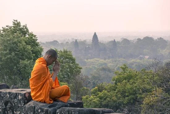 Angor Wat Monk.jpg