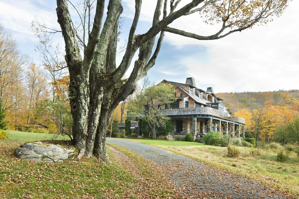 The Orchard_Photo_Driveway.jpg