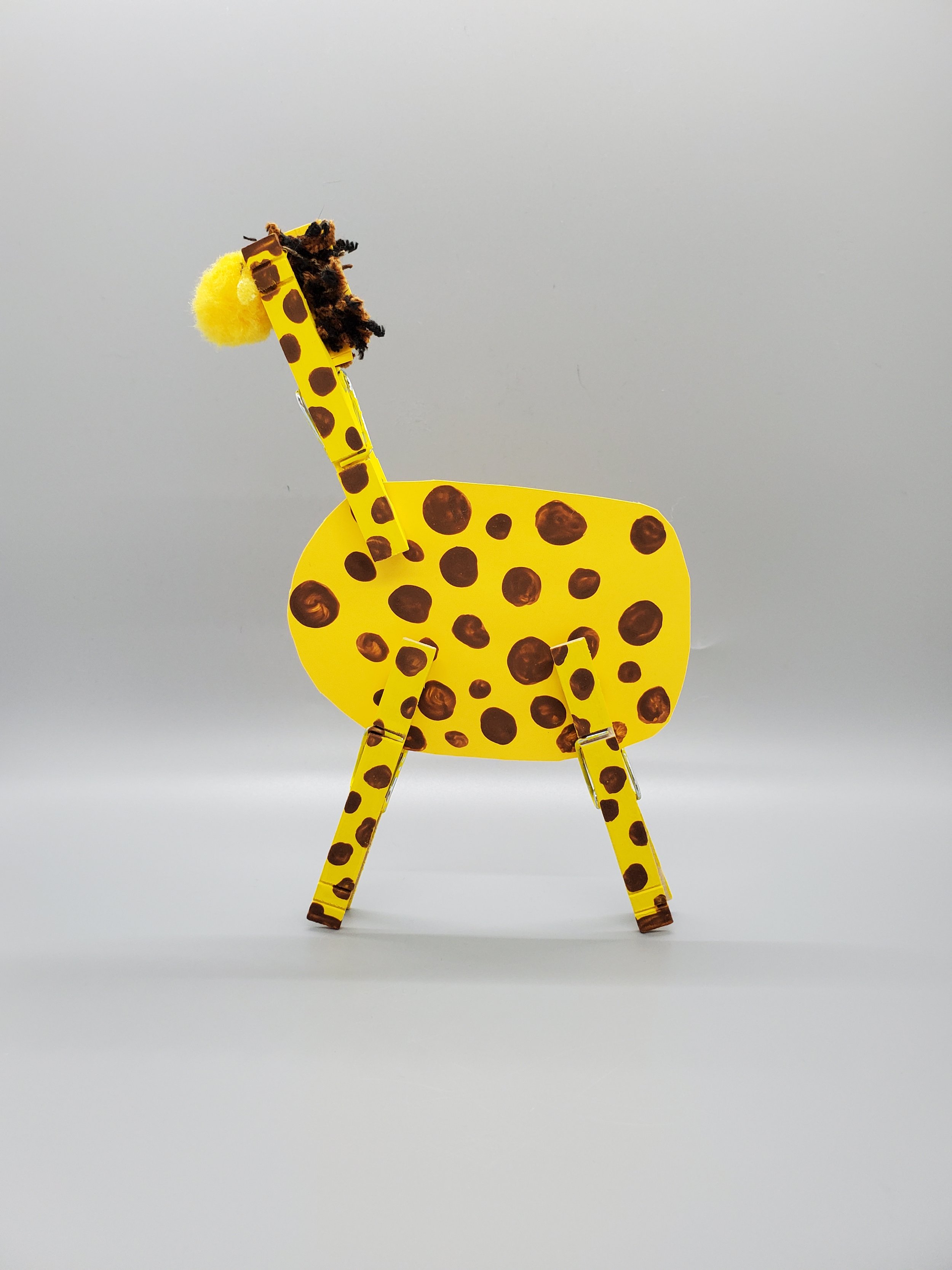 Clothespin Giraffe