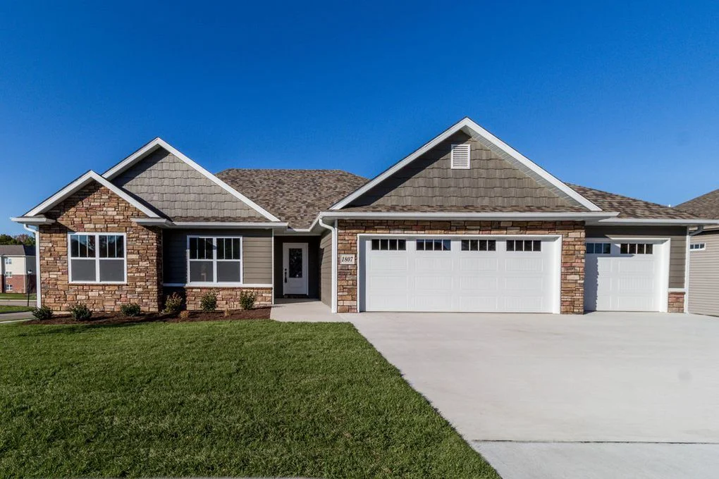 1807 N Kenilworth Dr