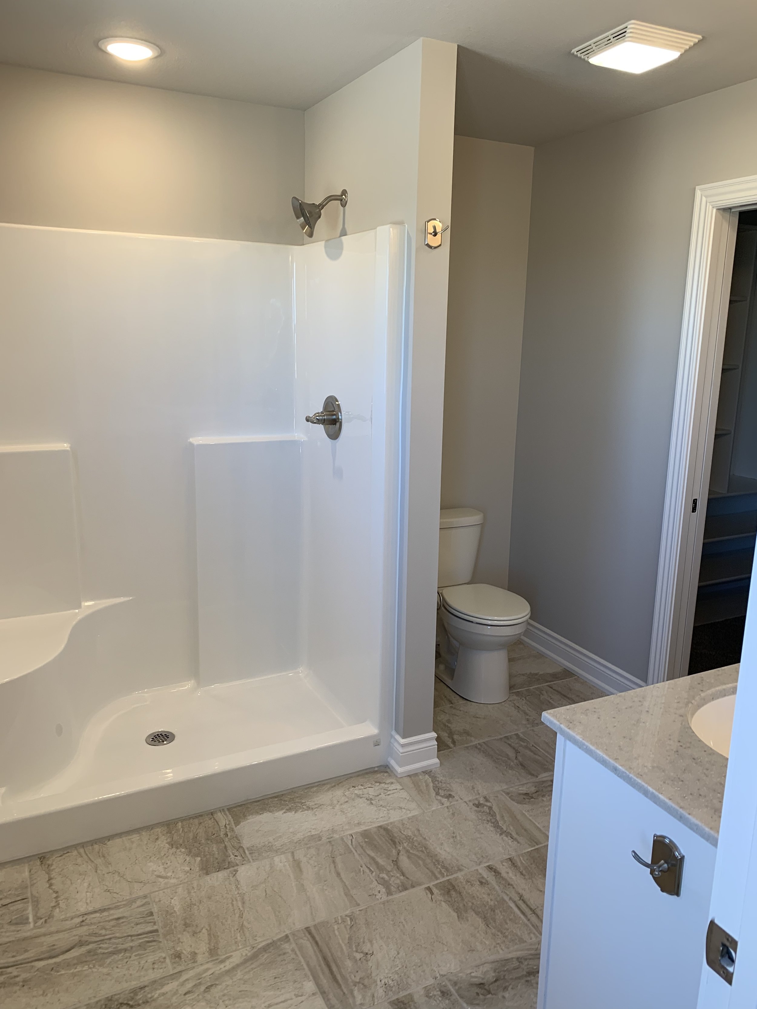 master bath 2.JPG