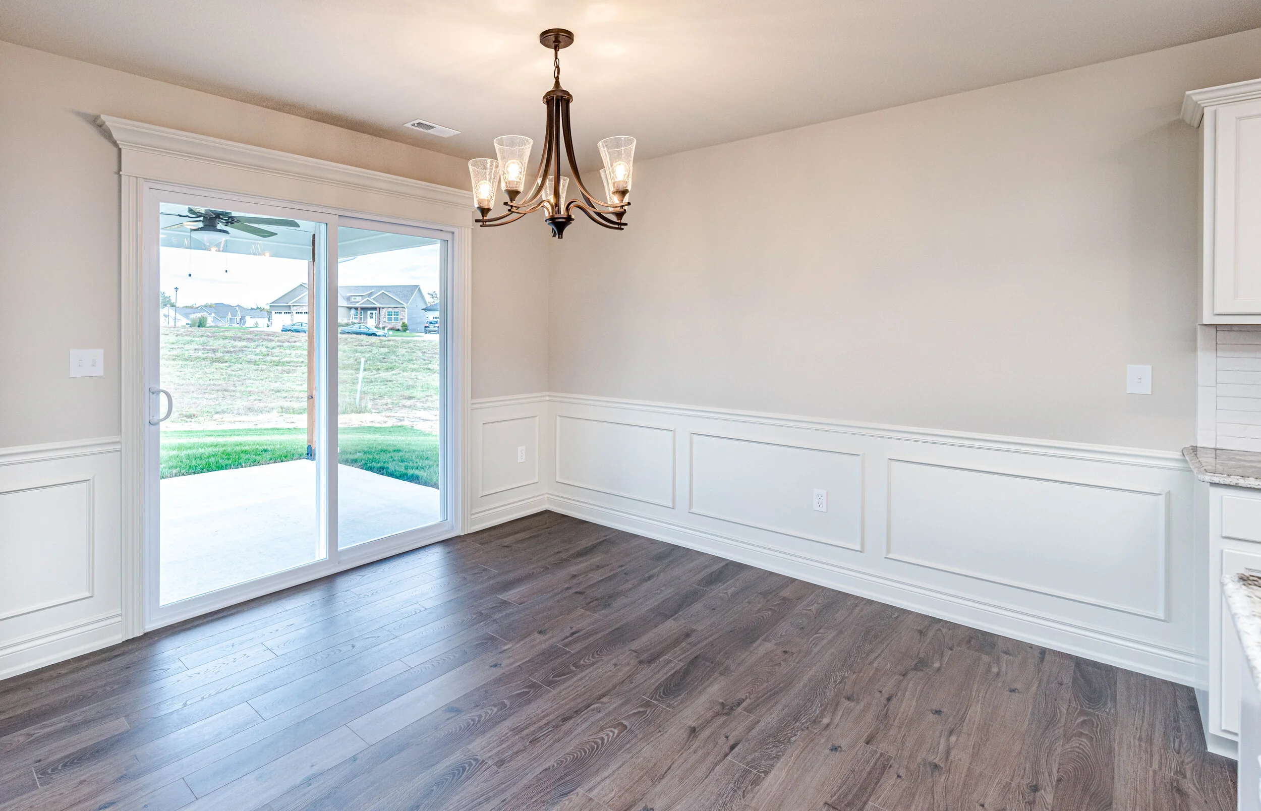 dining room.jpg