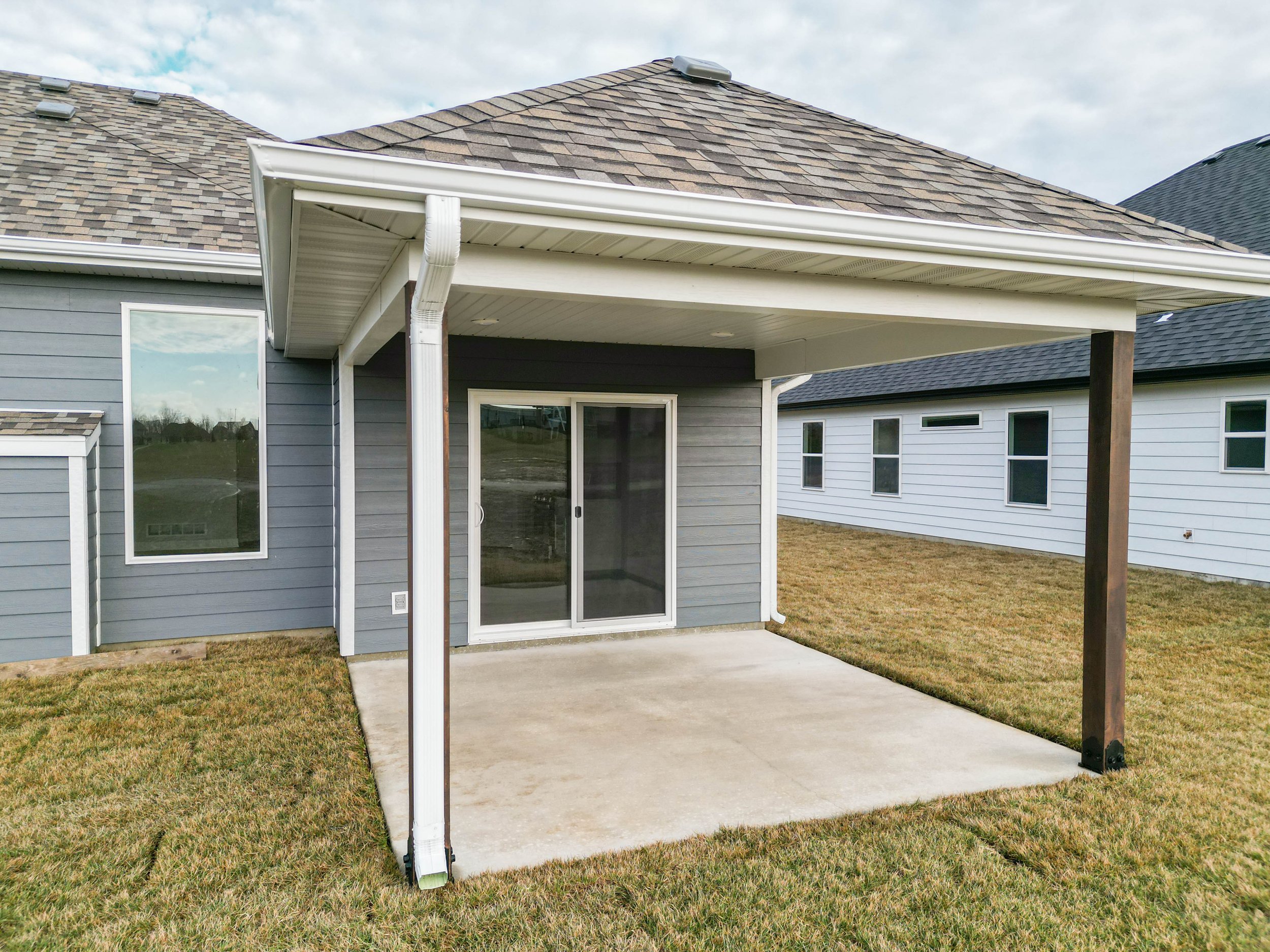 covered patio.jpg