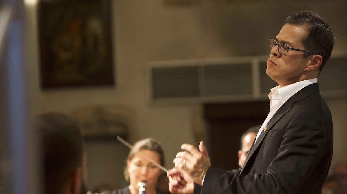 David Chan conducting banner_1200px.jpg