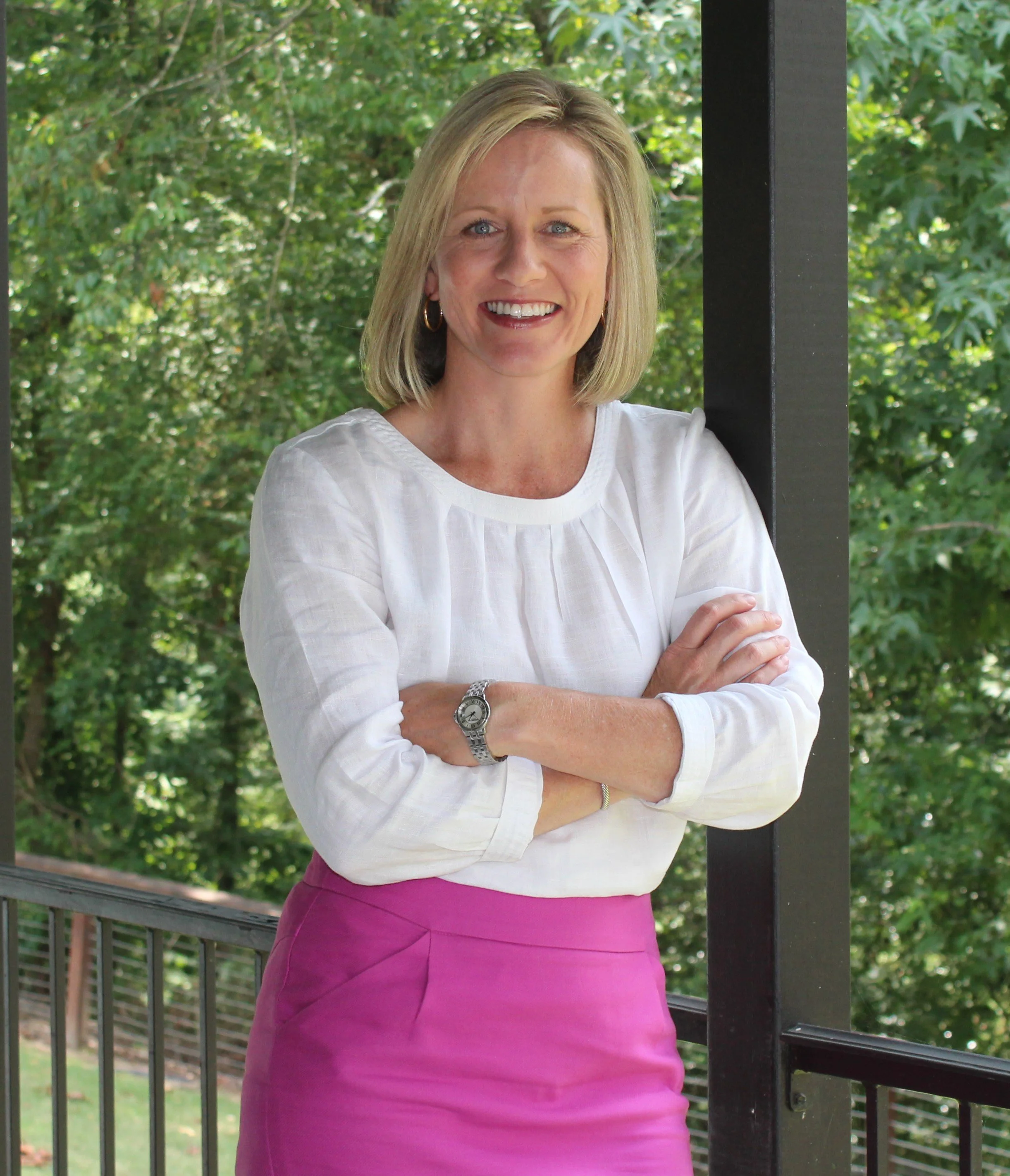 'Hi, Felicia!': This married lesbian mom wants to turn deep-red Alabama seat blue