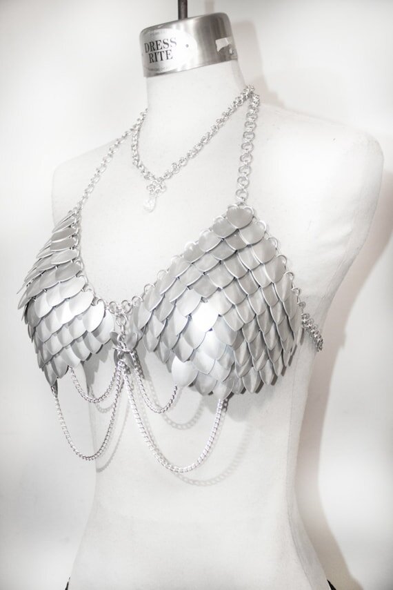 fae v front bralette