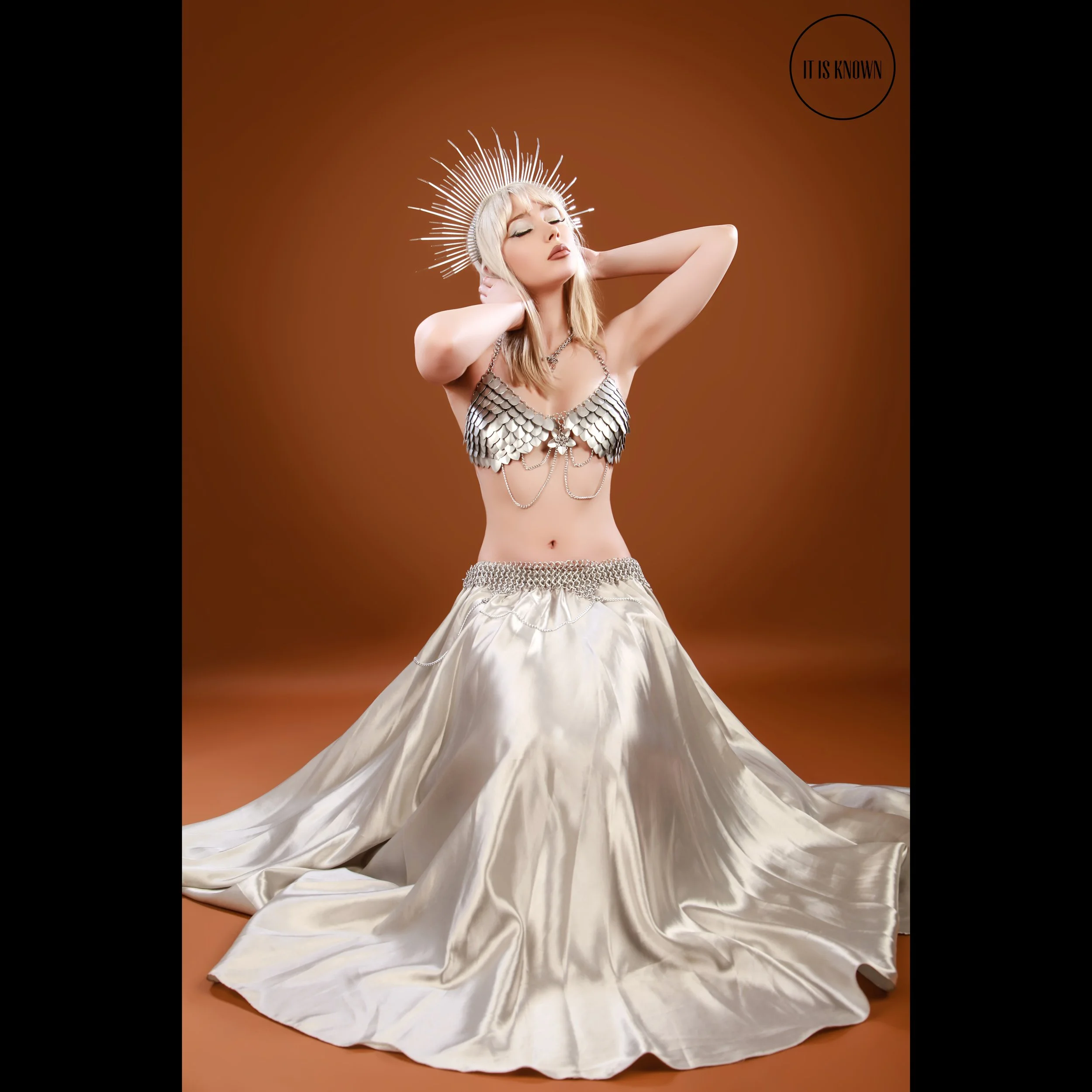 fae v front bralette