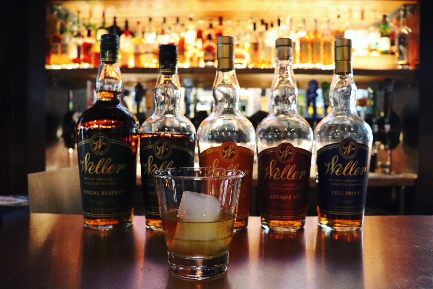 Come to The Northern and taste the smooth, full-bodied flavors of our Weller whiskey collection.

#weller #wellerwhiskey #whiskey #whiskeygram #whiskeylover #whiskeycollection #thenorthern #millcreektowncenter #thenorthernpublichouse