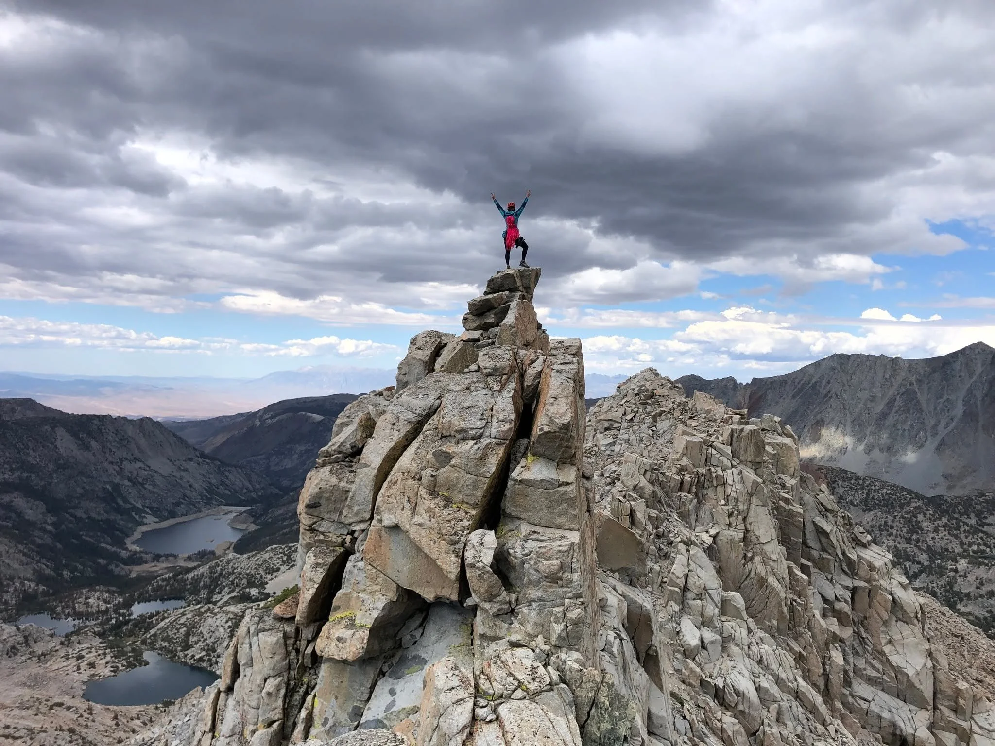 🔥 Summer Sends Roll Call! 🔥
We wanna see what you&rsquo;ve been up to in the Sierra!

Whether it was your proudest redpoint, an overall AMAZING climbing weekend in the Sierra, a surprise flash, a long, glorious day in the mountains, or a project th