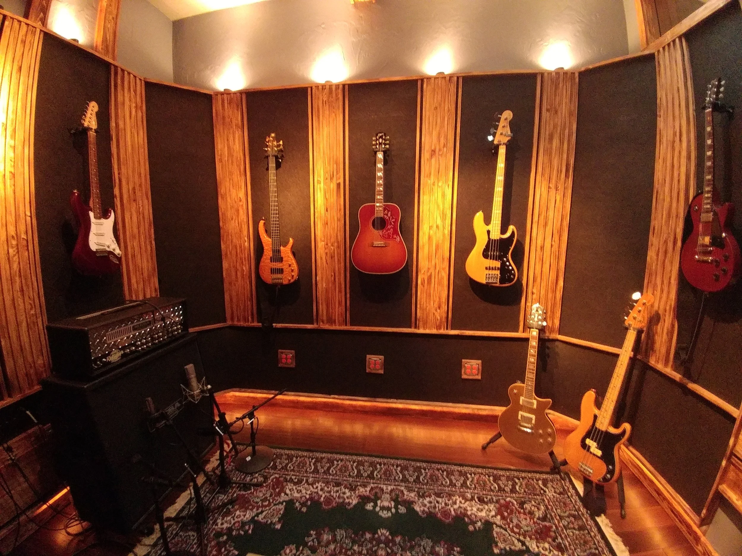 Synergy Productions - Gtr Room 1.jpg