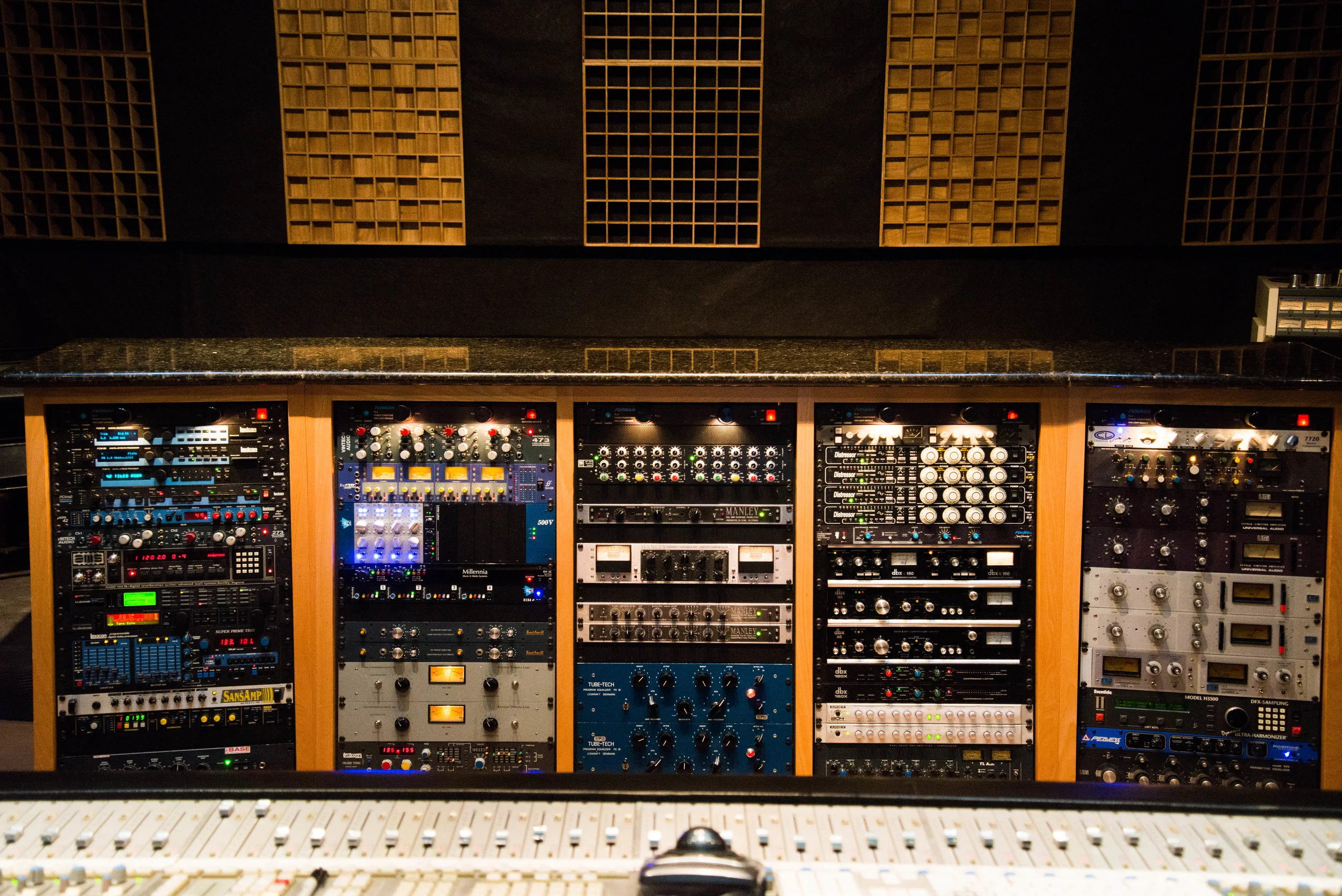 Studio.Jason2017#2-19.jpg