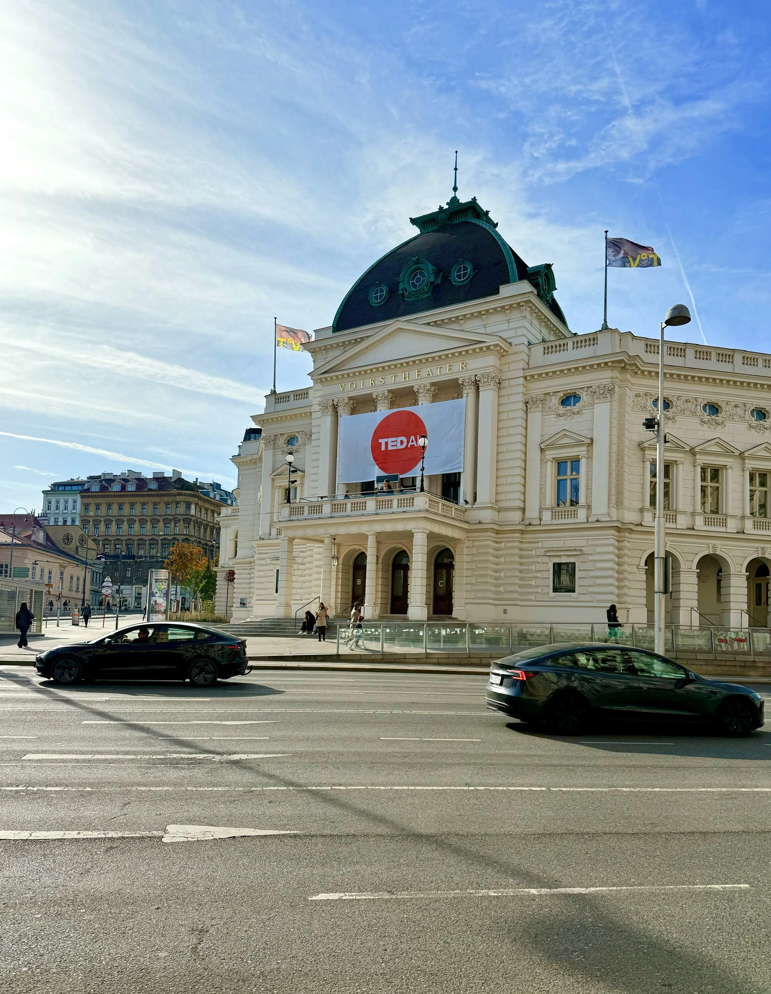 TED AI Vienna : une conf sur l'IA qui va bien au delà de mes attentes.