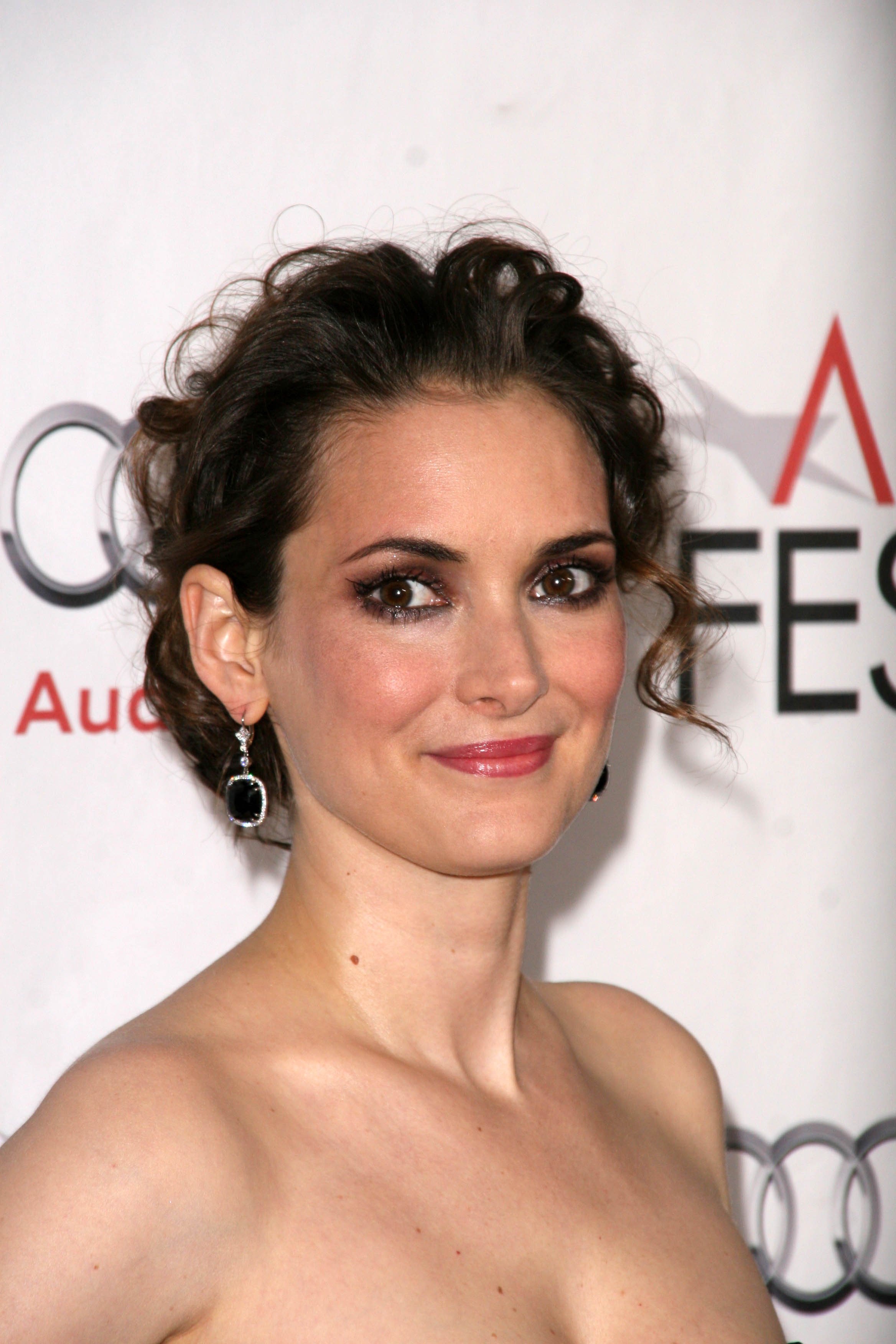 SS3111589) Movie picture of Winona Ryder buy celebrity photos and posters  at Starstills.com