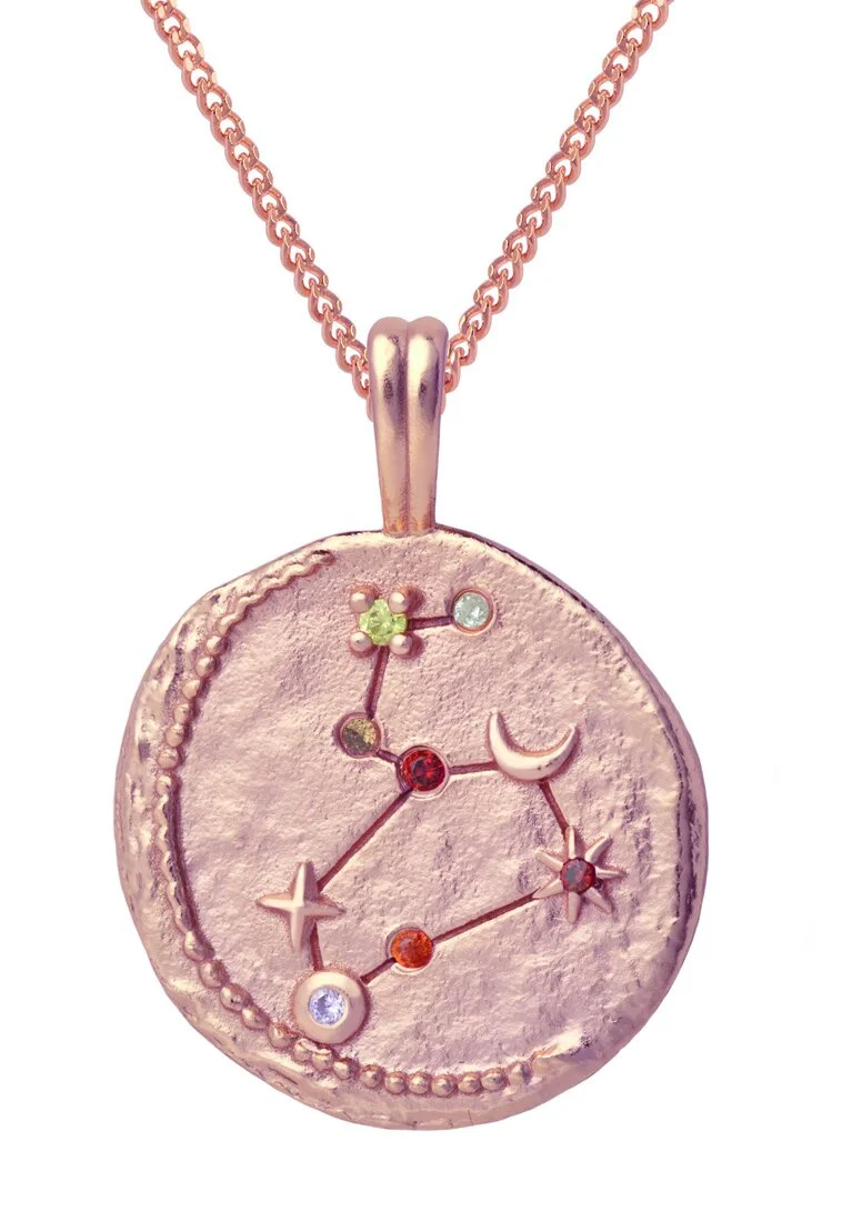 ASTRID &amp; MIYU Leo Zodiac Pendant Necklace in Rose Gold €115