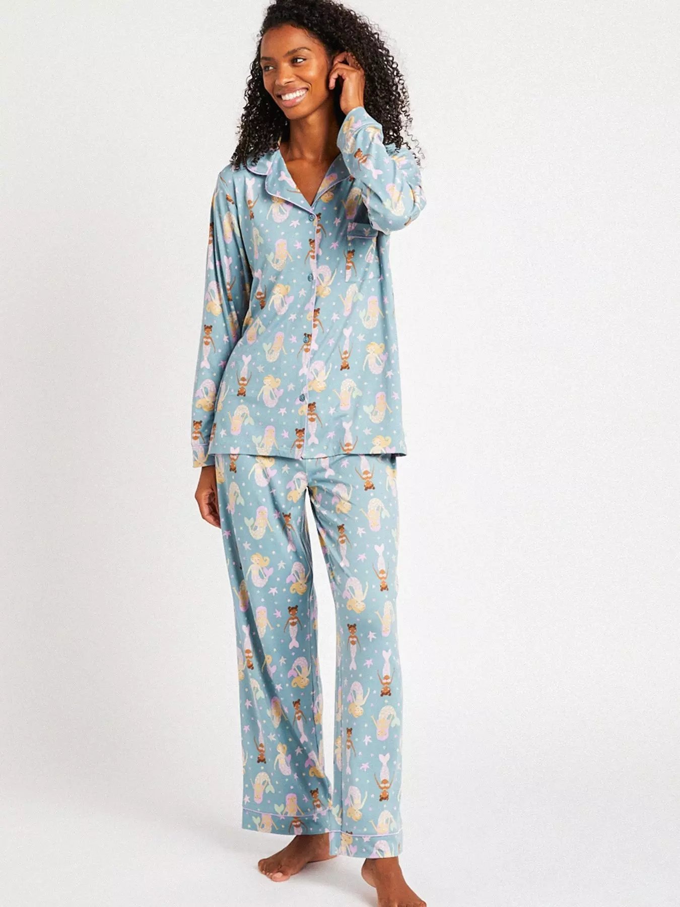 .Chelsea Peers Button-Down Mermaid Pyjama Set €55, 
