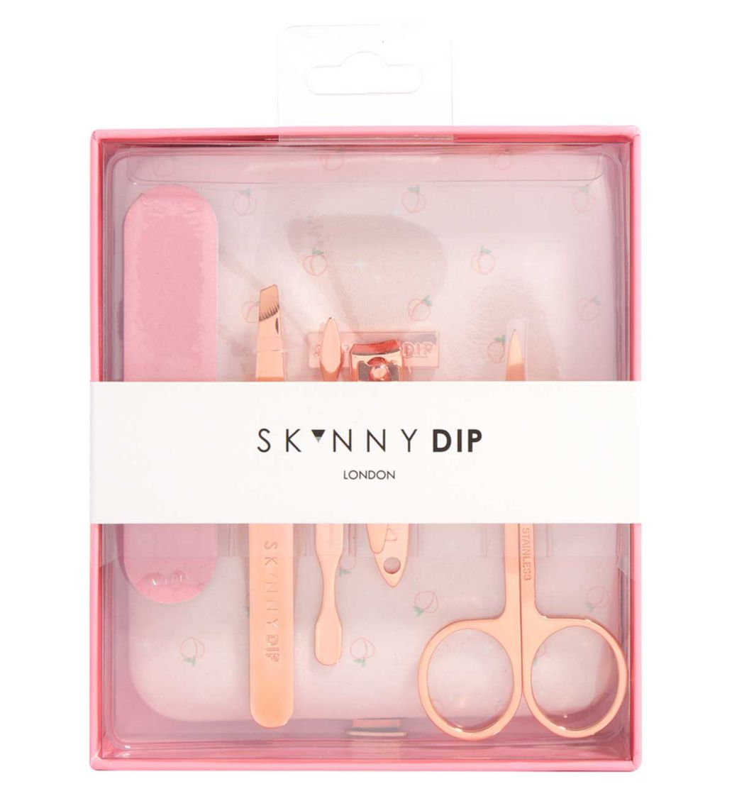 3.Skinnydip Peachy Manicure Set €21,  