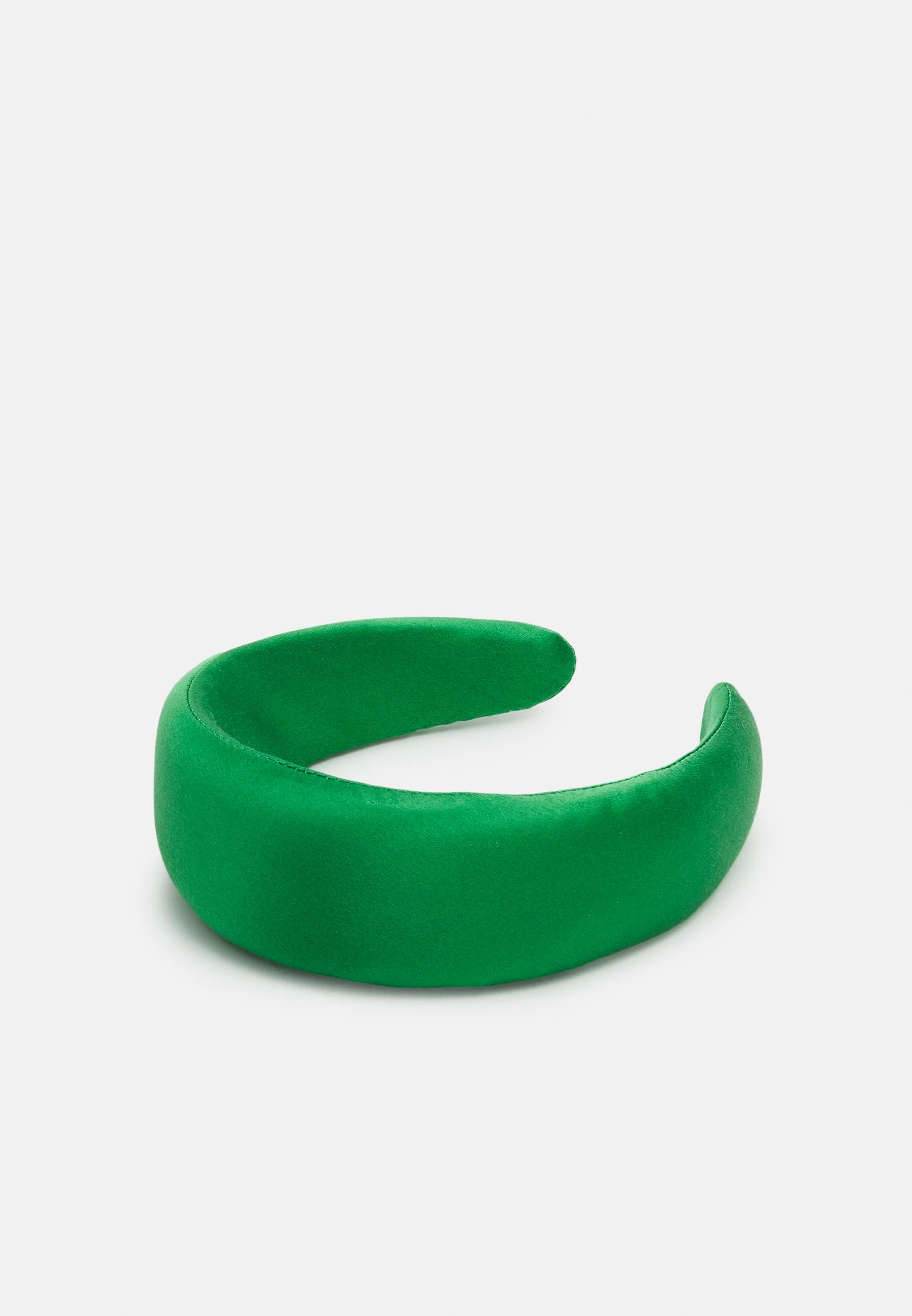 Loeffler Randall Headband €68, 