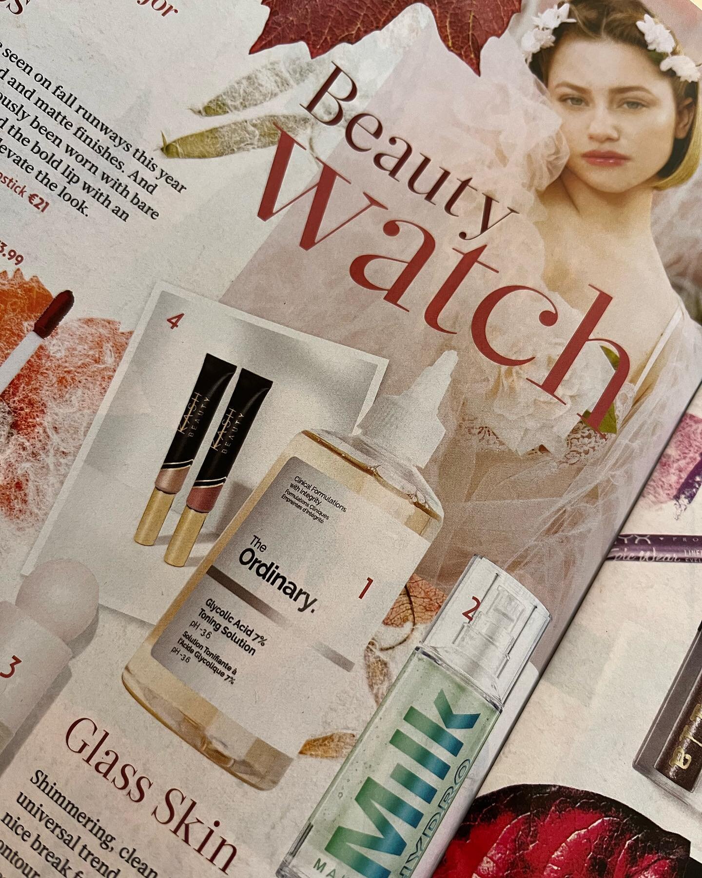 Check out the latest new season beauty must-haves in the new issue of Woman&rsquo;s Way out  now ⭐️
.
.
#beauty #magazine #supportirishbusiness #autumnbeauty #beautytips #beautybuys