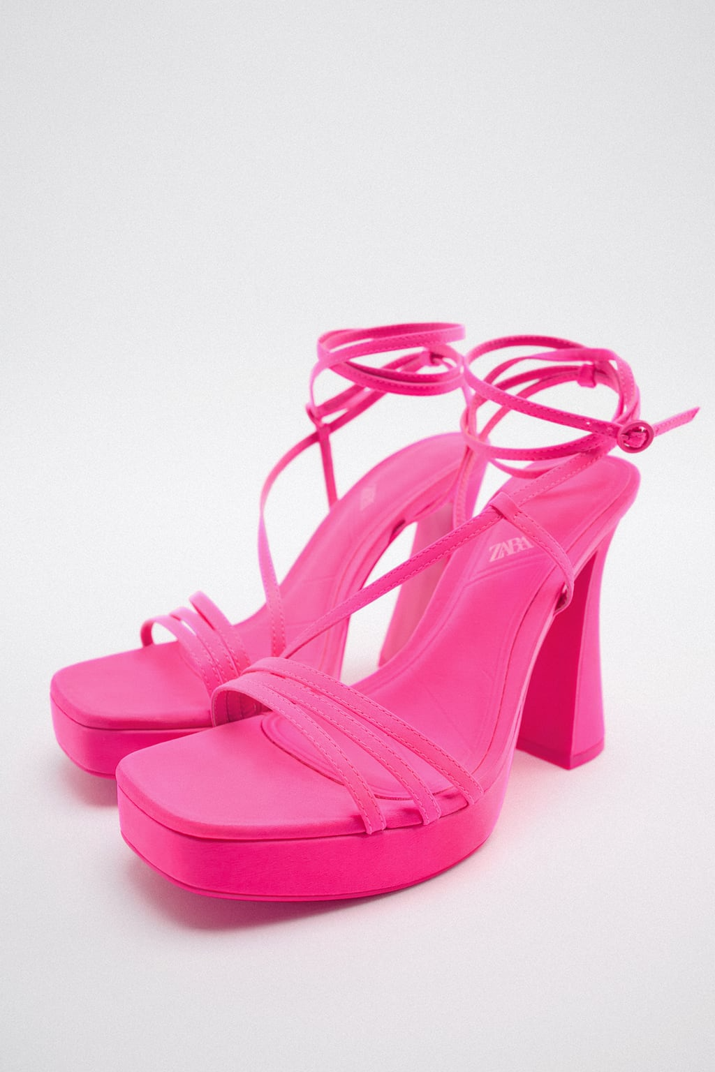 ZARA Strappy Platform Heel Sandals €19.99, 