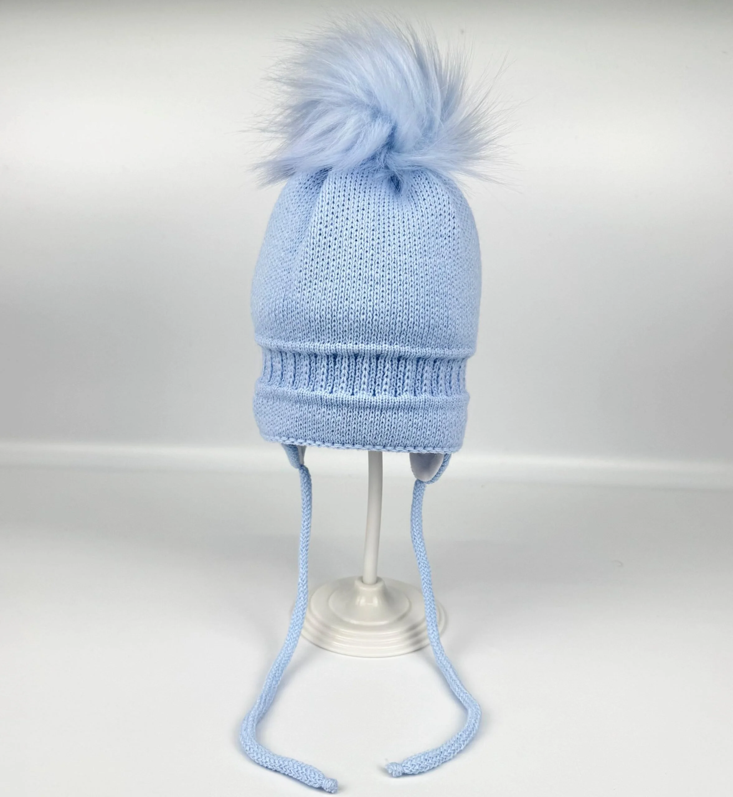 Kleo Kids- Blue fur pom pom hat with ties