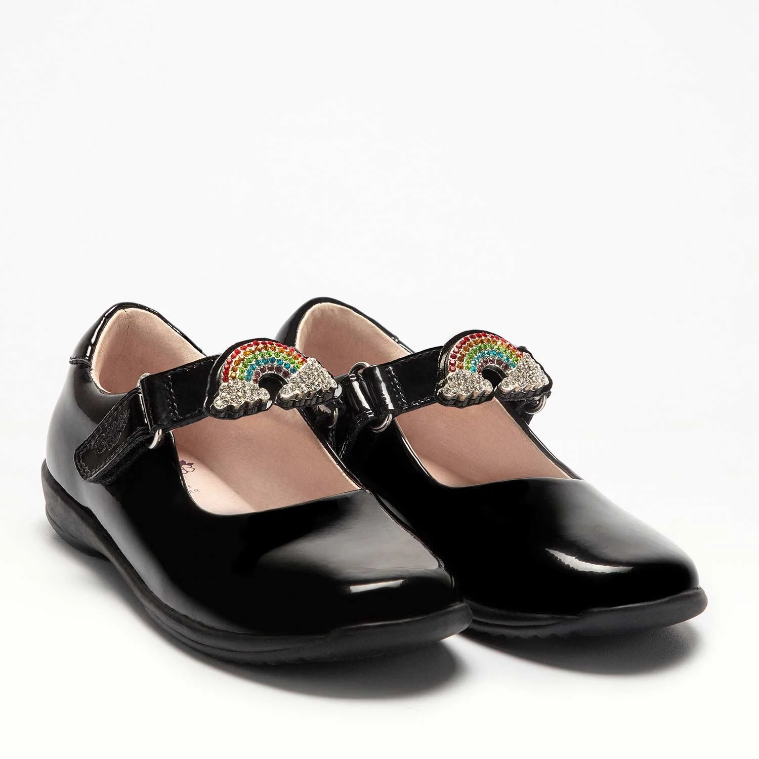 FED42F3A-26EB-48F6-93E1-22BC63567F1E