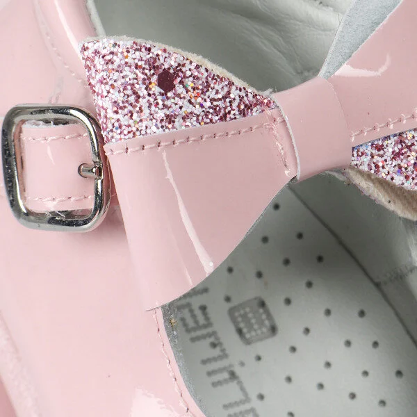 9D9A46D4-A579-49A0-A3F1-C73861FE7E2A