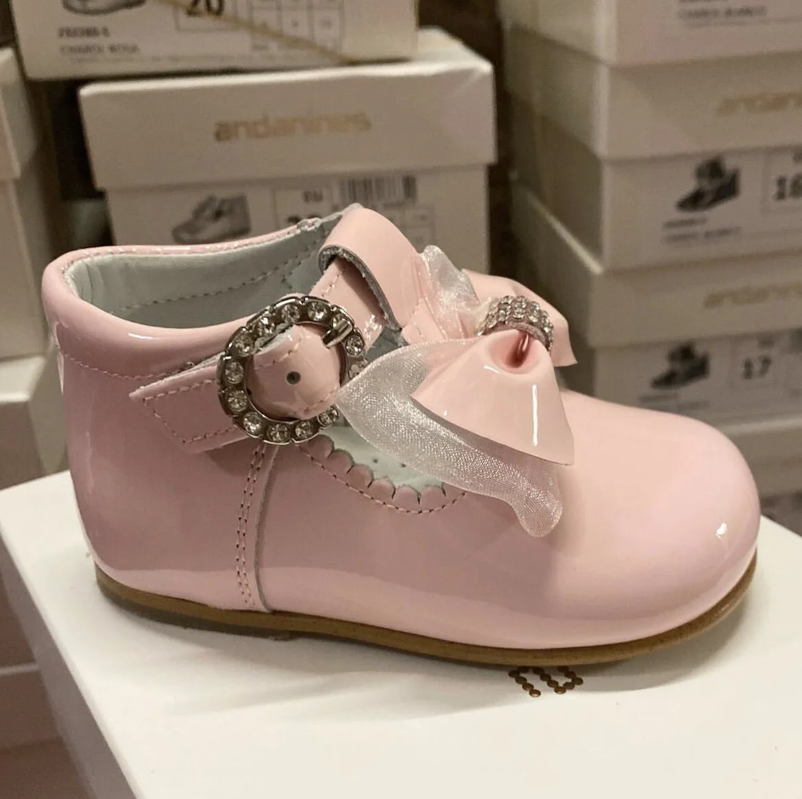 BE089AB7-FF22-4A99-A6BC-9F929856105E