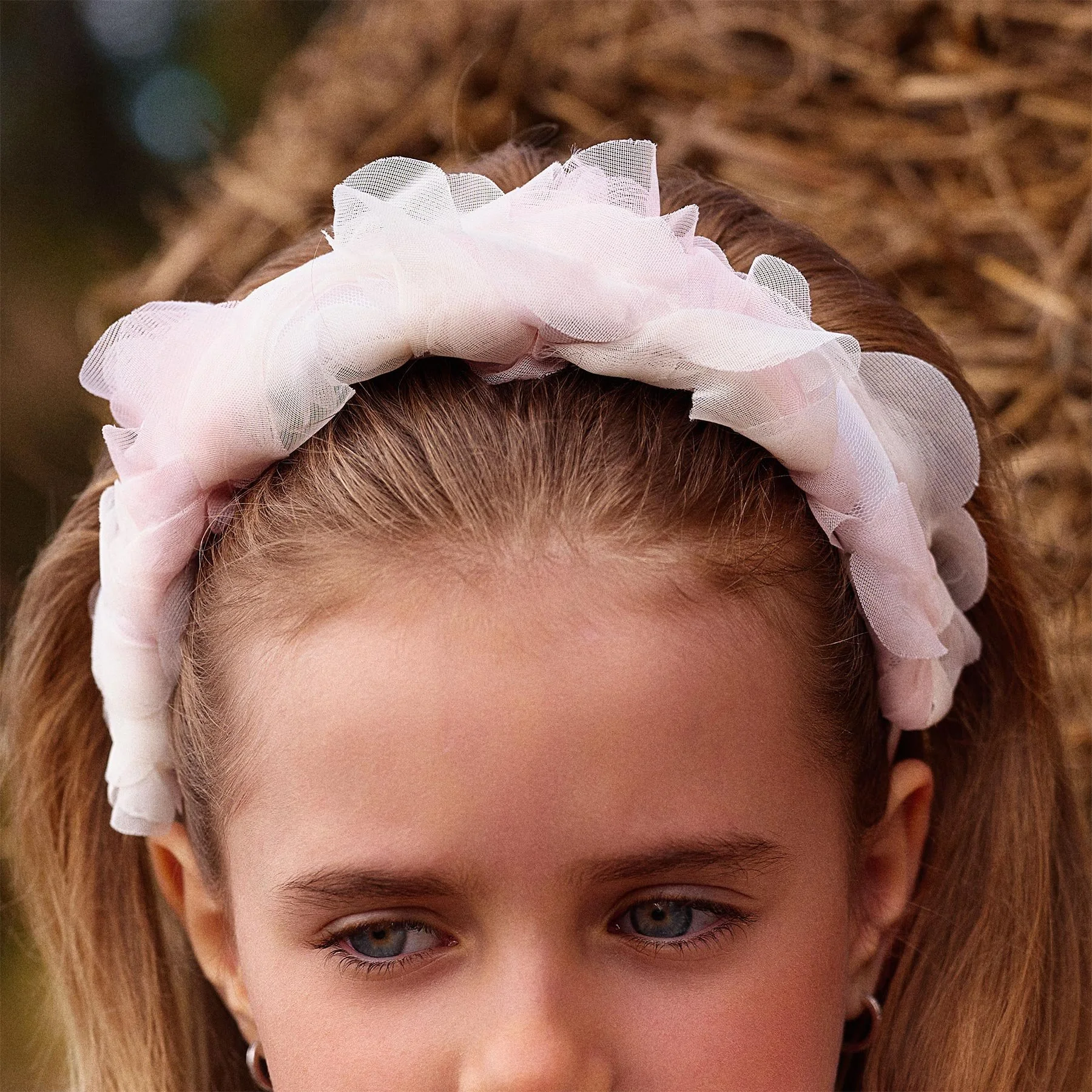 0077106_deolinda-chic-girls-linda-collection-tulle-roses-headband-pink-ivory.jpeg