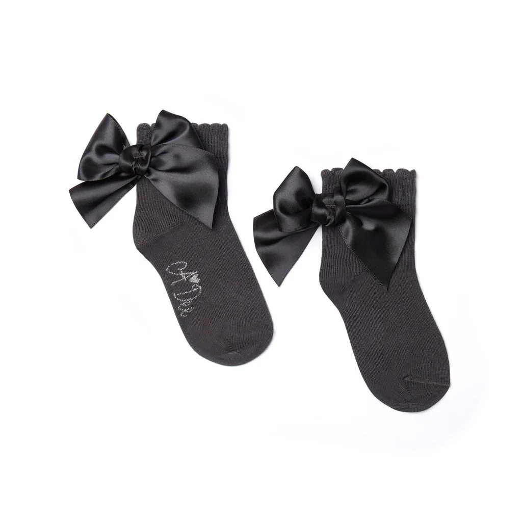 W266902GREY_1_1024x1024.webp
