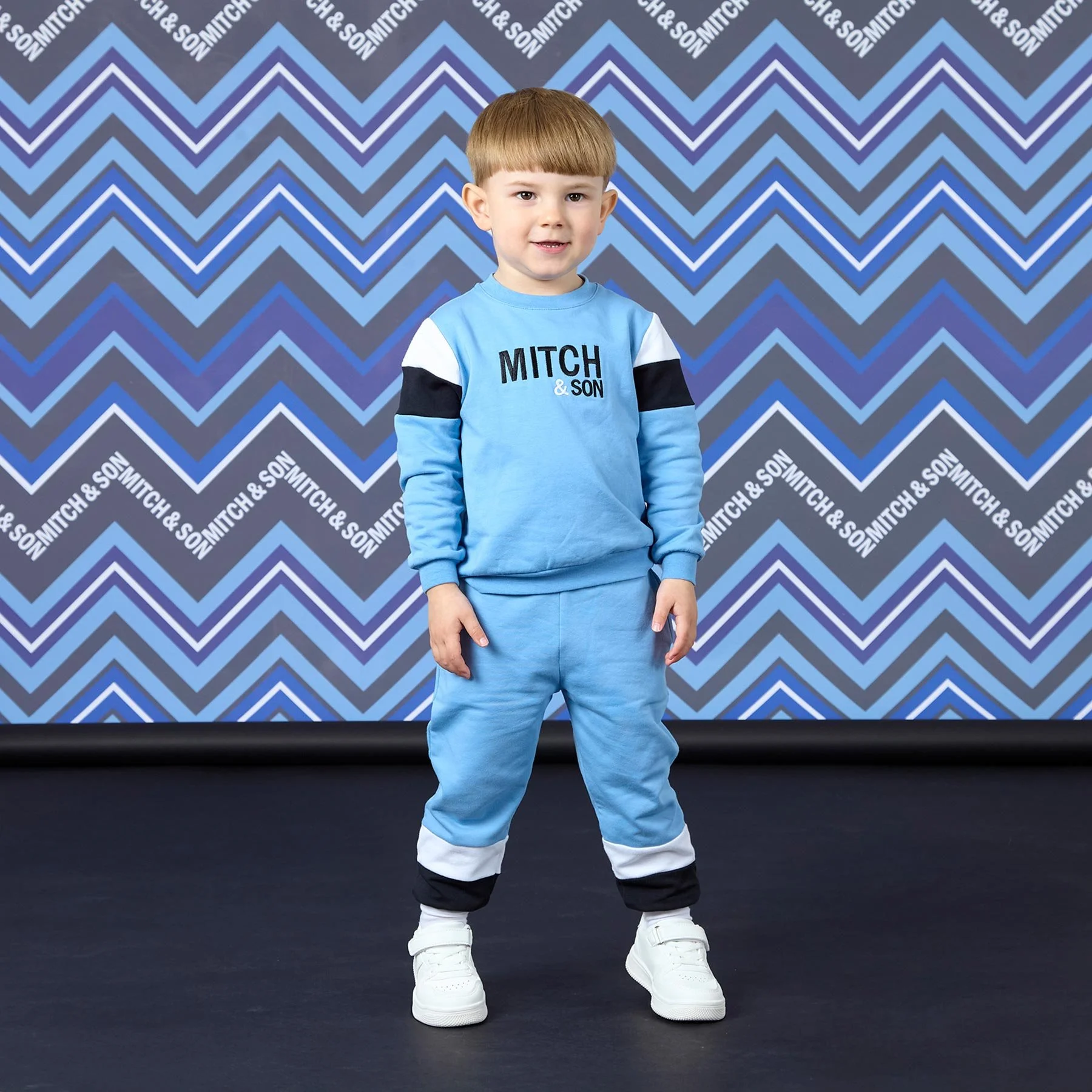 0079976_mitch-son-winter-chevron-william-contrast-panel-tracksuit-cornflower-blue.jpeg