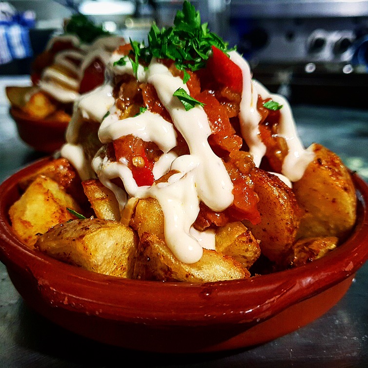  Patatas Bravas 